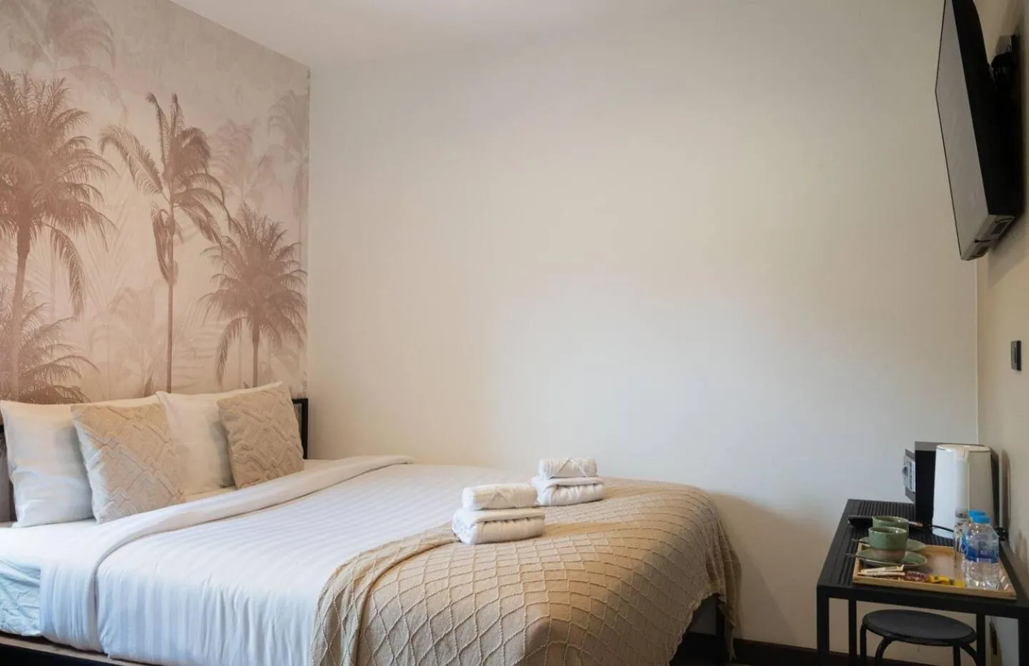 Bed in Mitsu Guesthouse