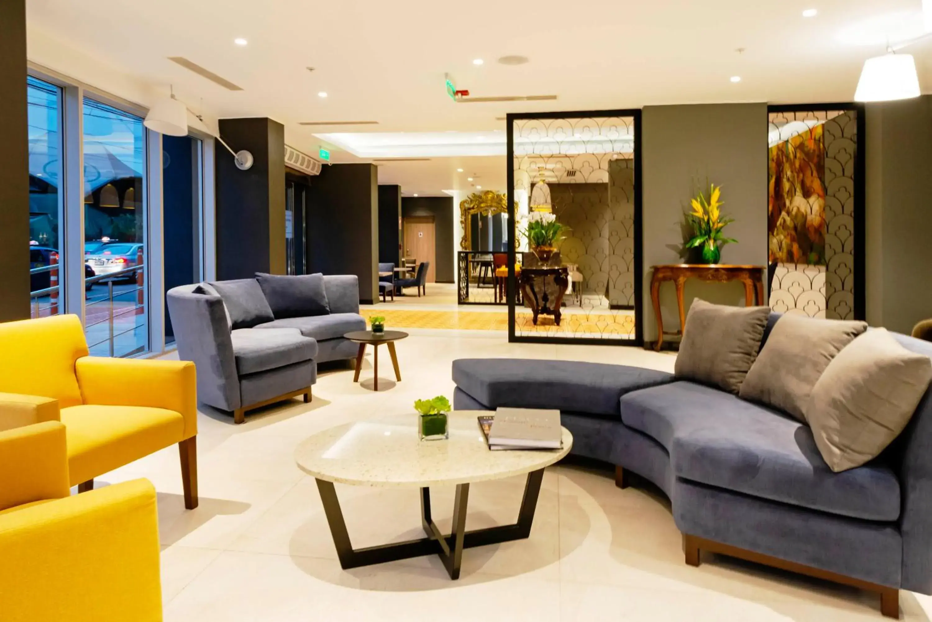 Lobby or reception in Mercure Ariosto Lima Lobby or reception in Mercure Ariosto Lima