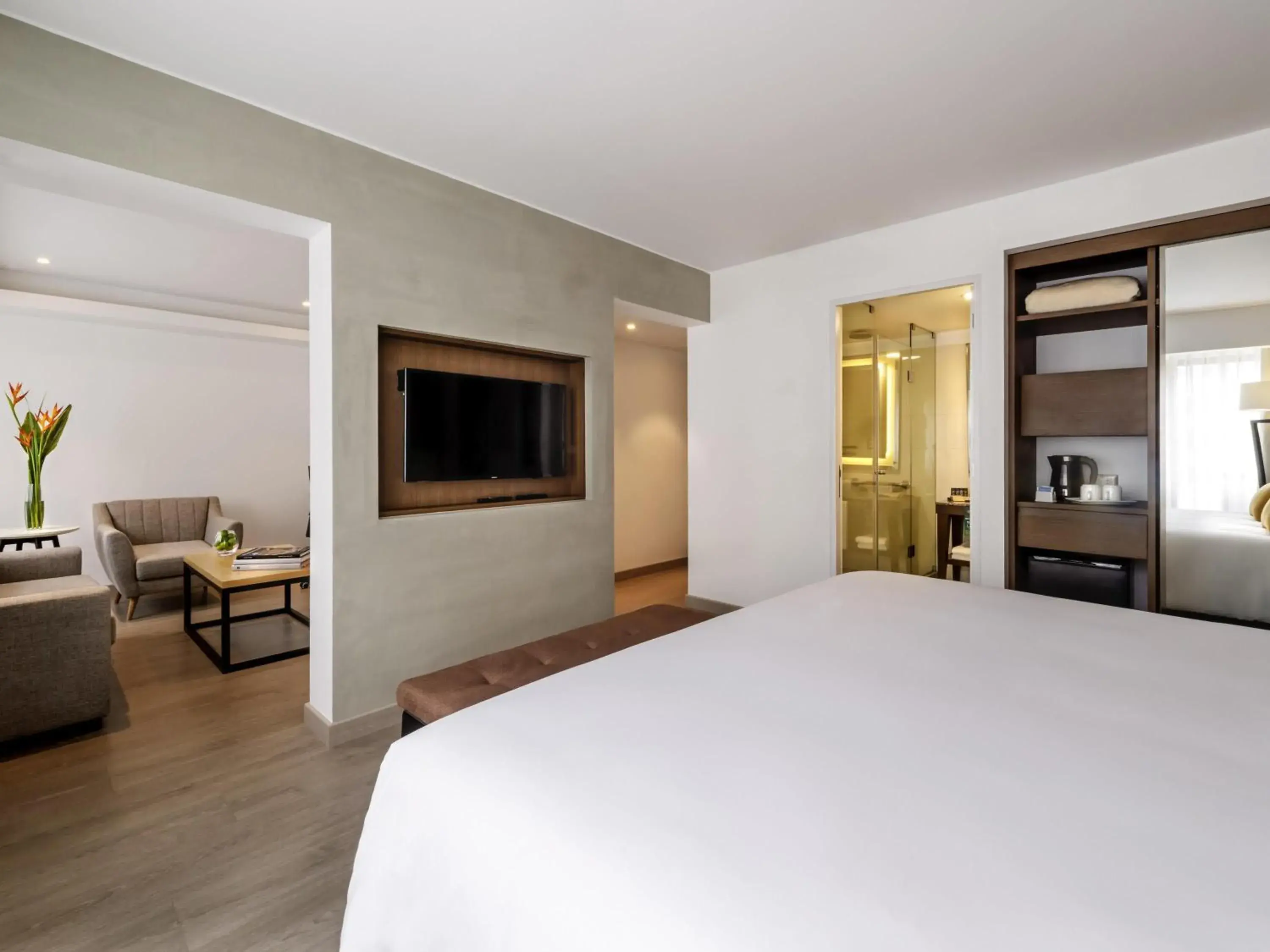 Property building in Mercure Ariosto Lima Property building in Mercure Ariosto Lima