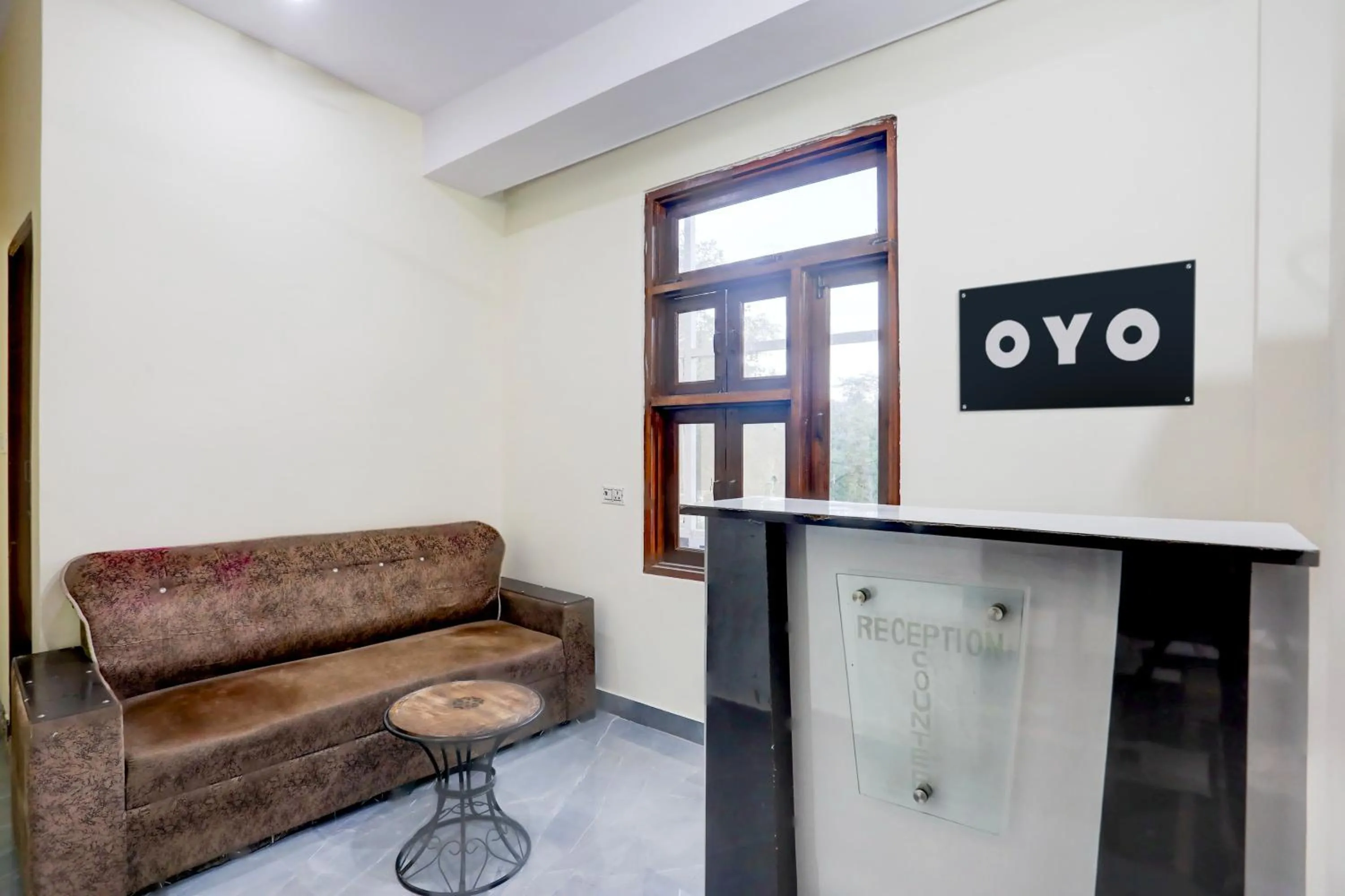 Lobby or reception in Super Hotel O Kalka