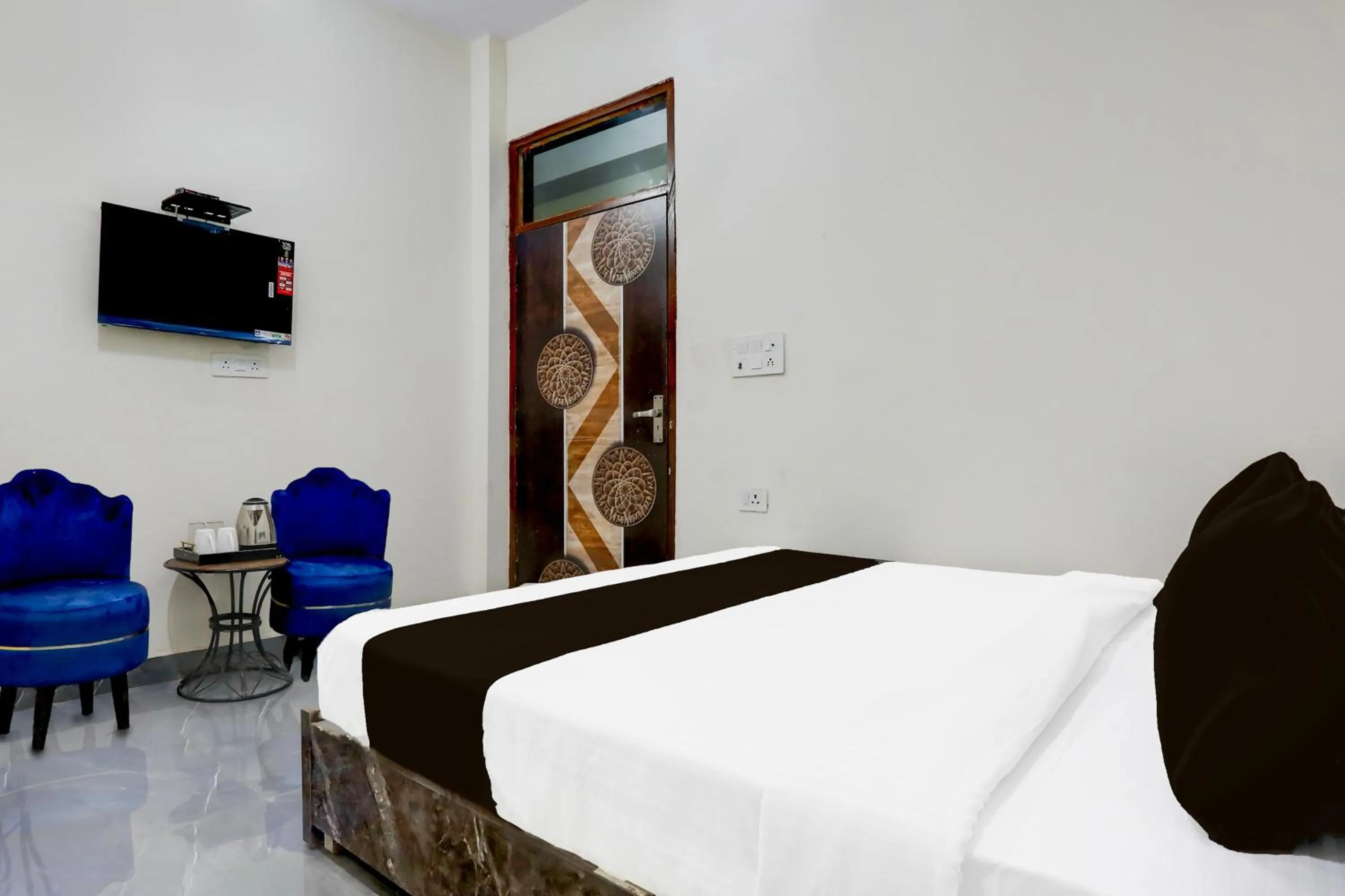 Bedroom, Bed in Super Hotel O Kalka