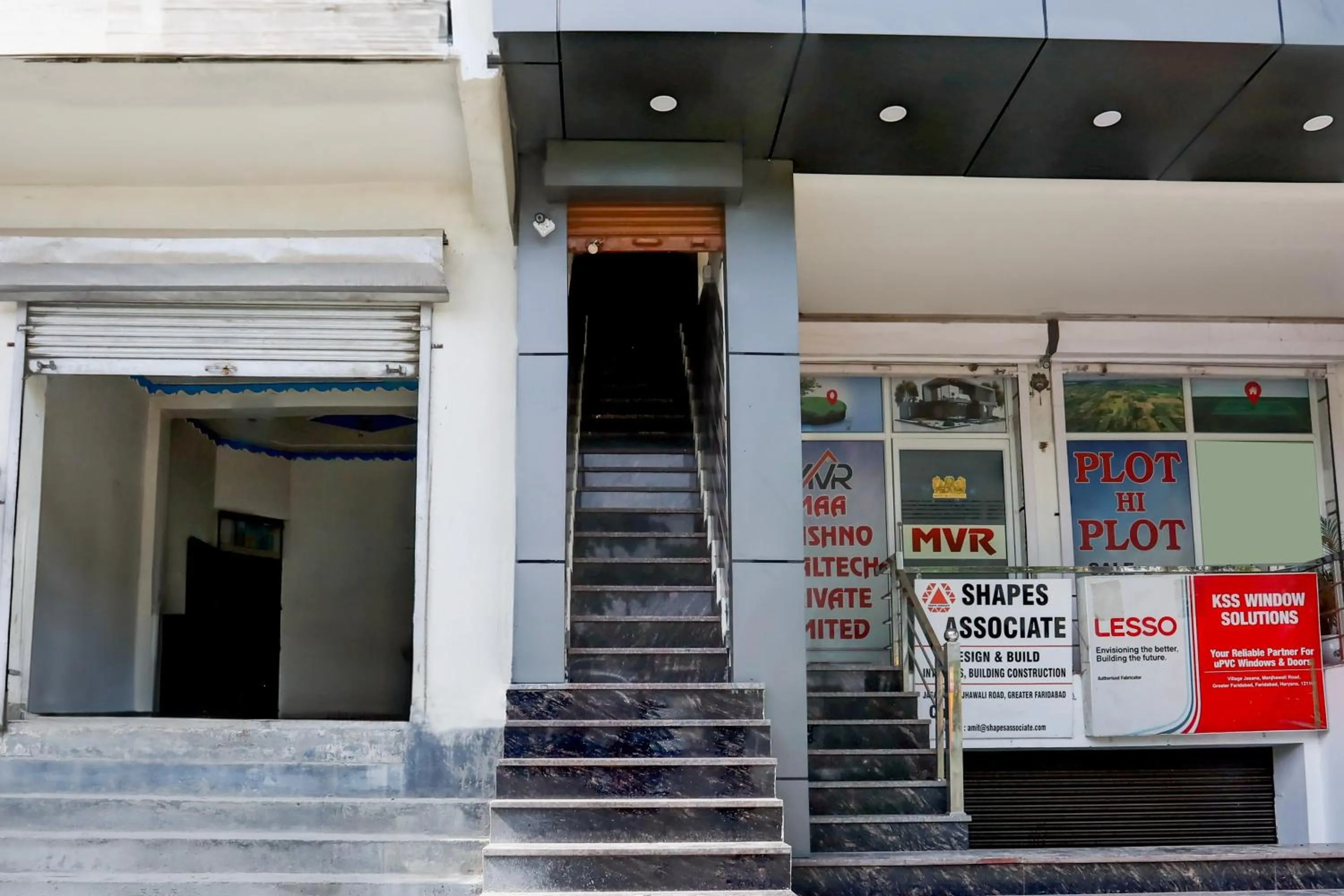 Facade/entrance in Super Hotel O Kalka