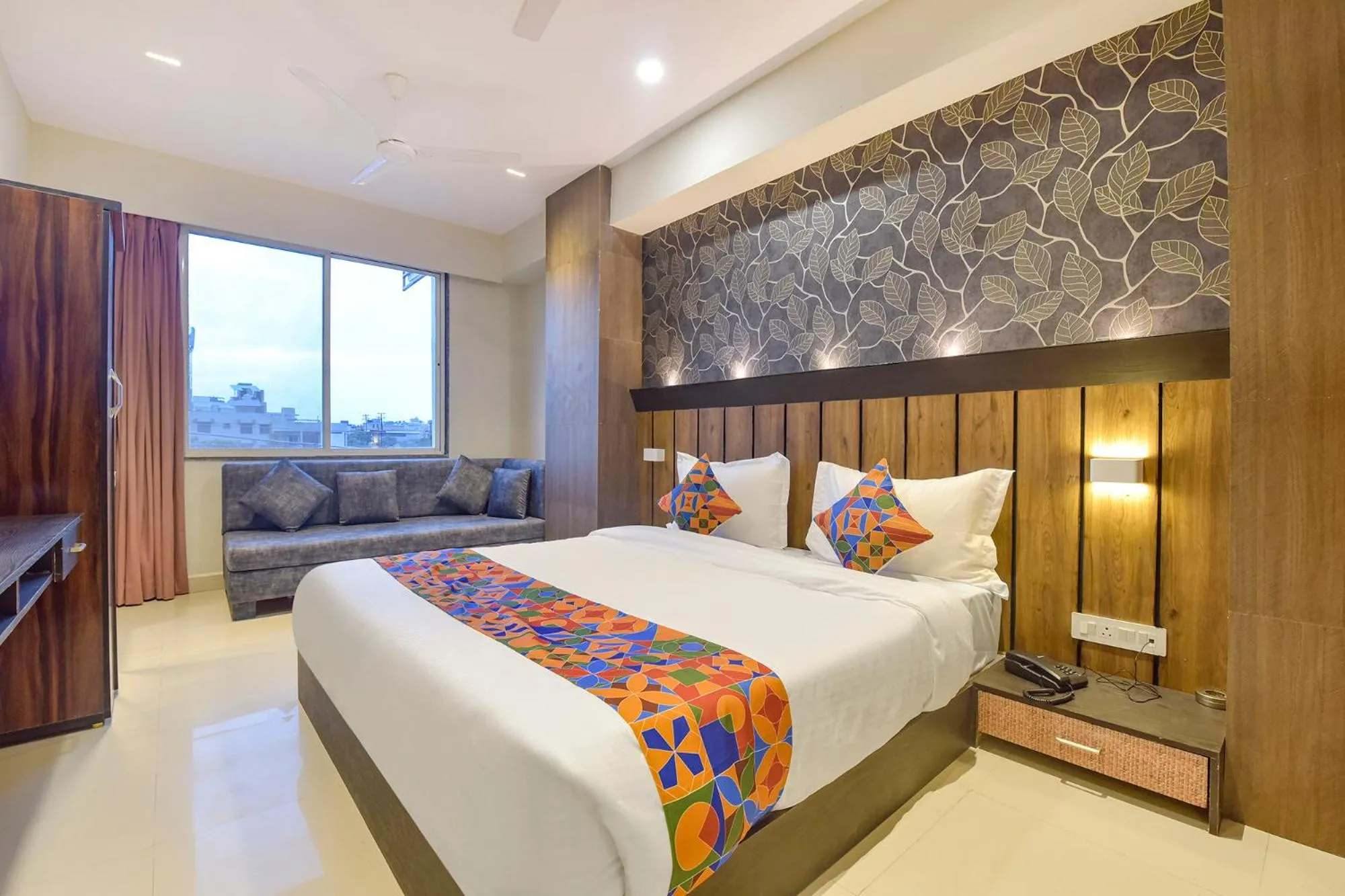 Bed in Via The Max Glory