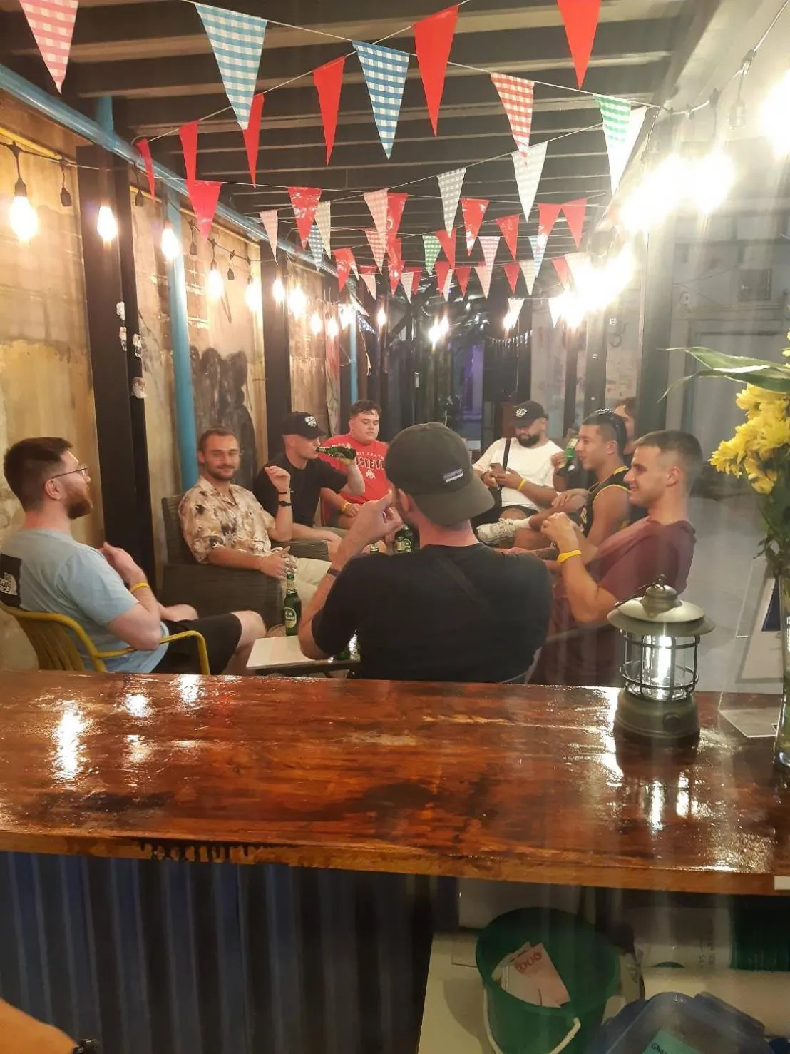 Drinks in AREA81 HIDEOUT Hostel Khaosan