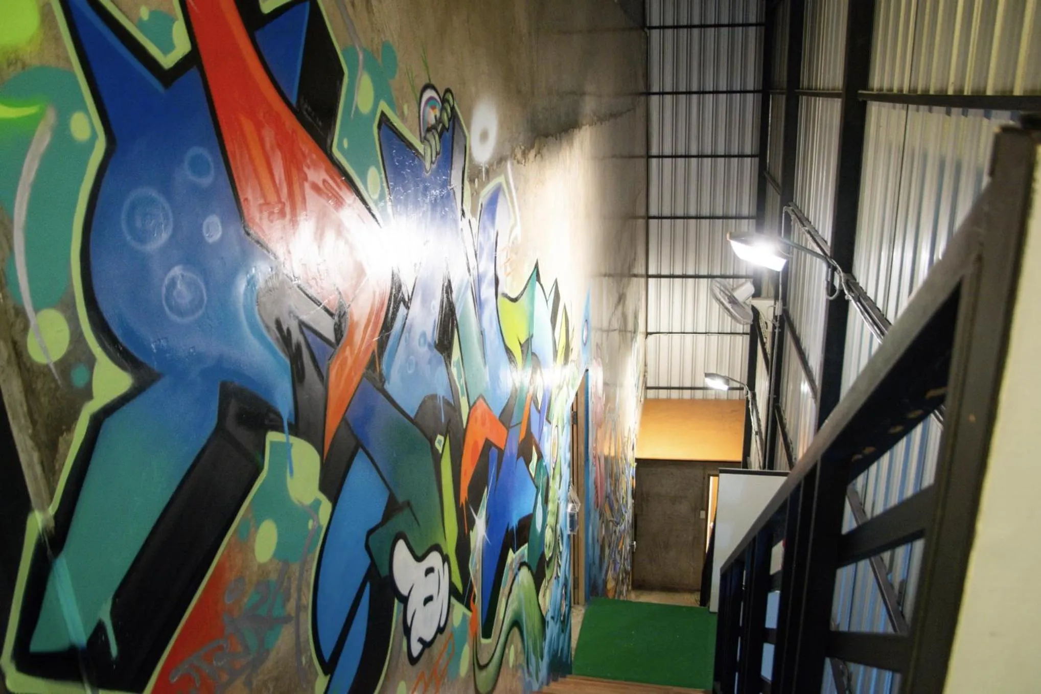Decorative detail in AREA81 HIDEOUT Hostel Khaosan