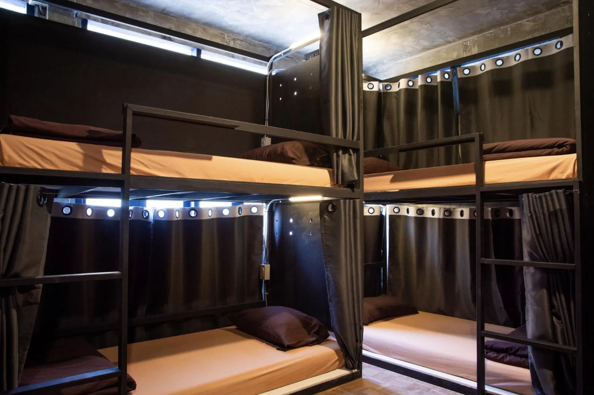 Bedroom in AREA81 HIDEOUT Hostel Khaosan