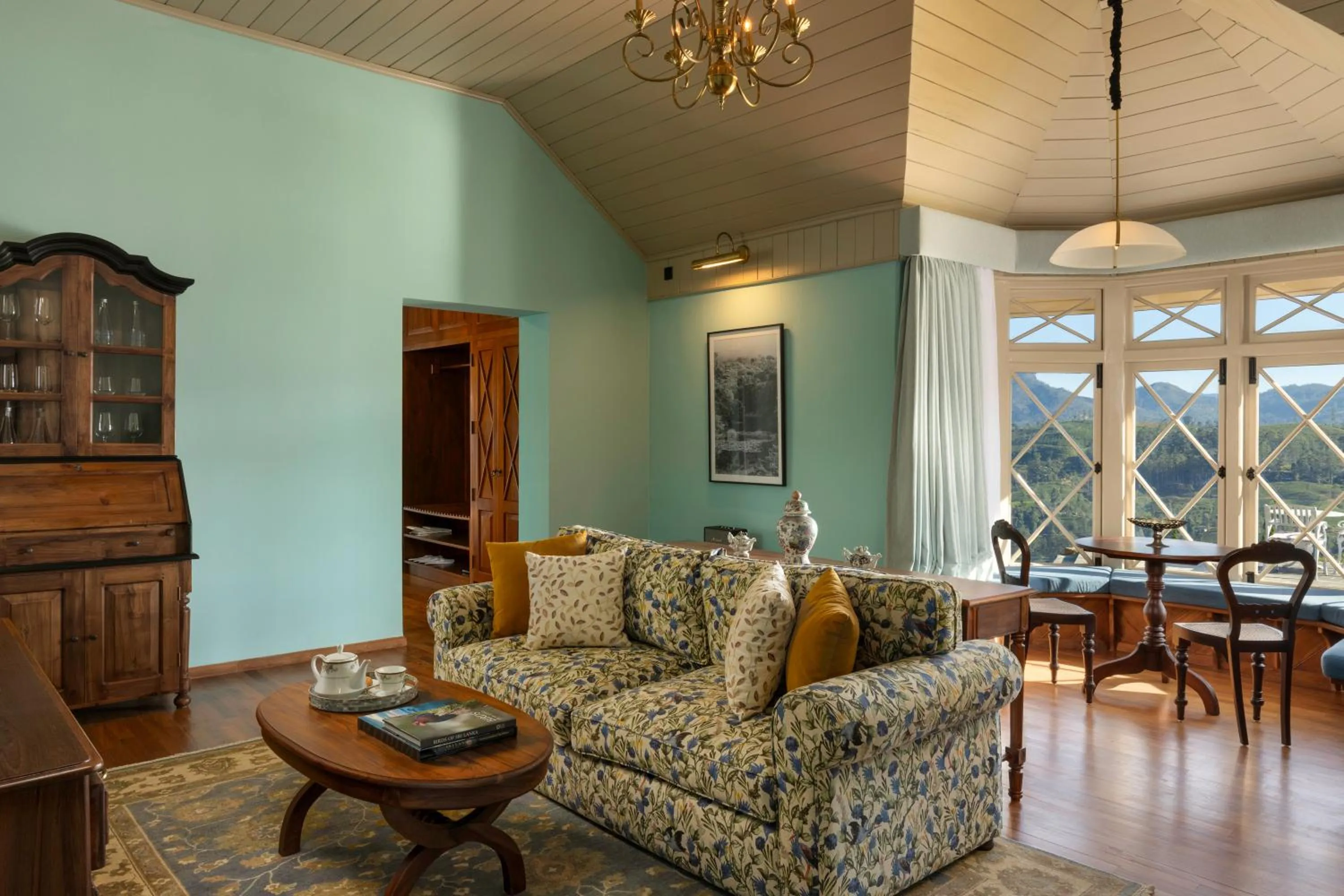 Living room in Uga Halloowella - Hatton - All Inclusive