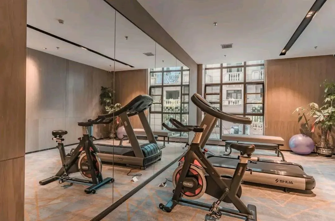 Fitness centre/facilities in Echarm Hotel Fengcheng Fengshui Lake