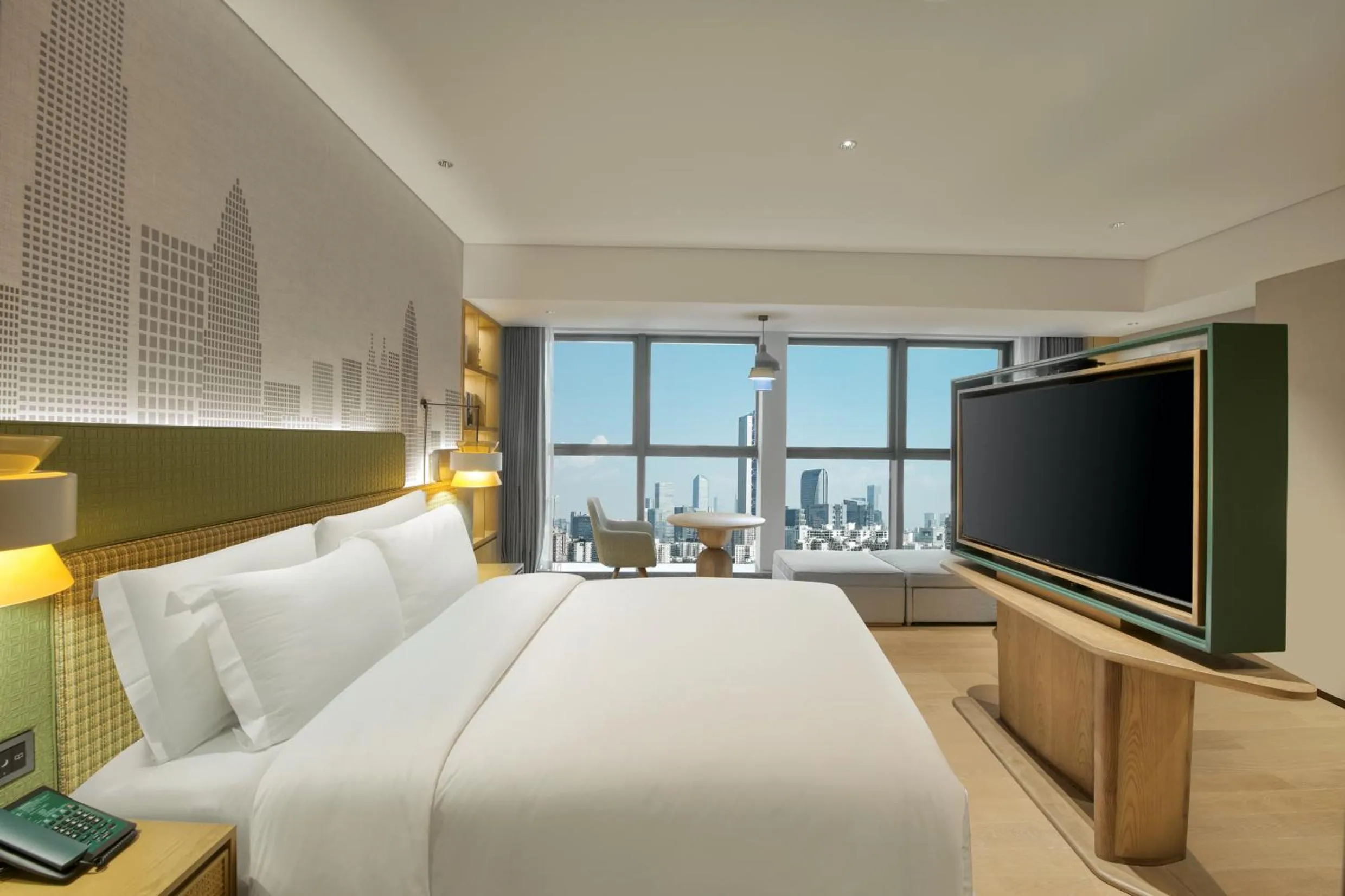 Bed in Holiday Inn Shenzhen Nanshan by IHG