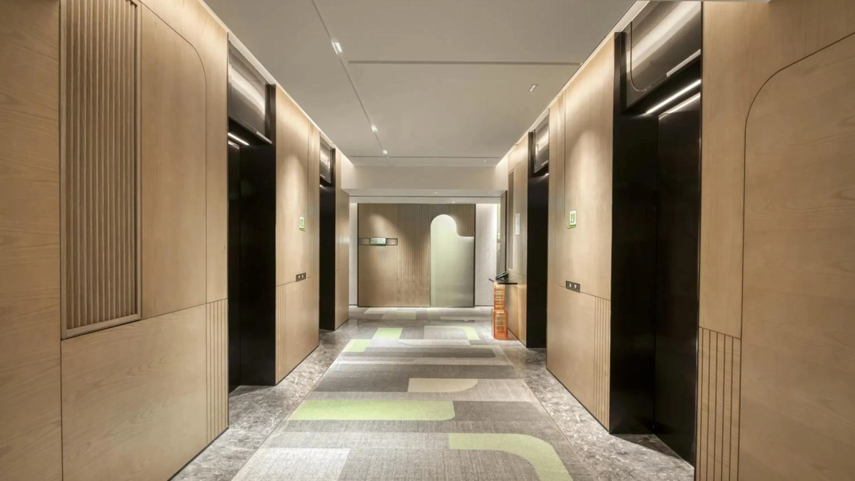 Lobby or reception in Holiday Inn Shenzhen Nanshan by IHG