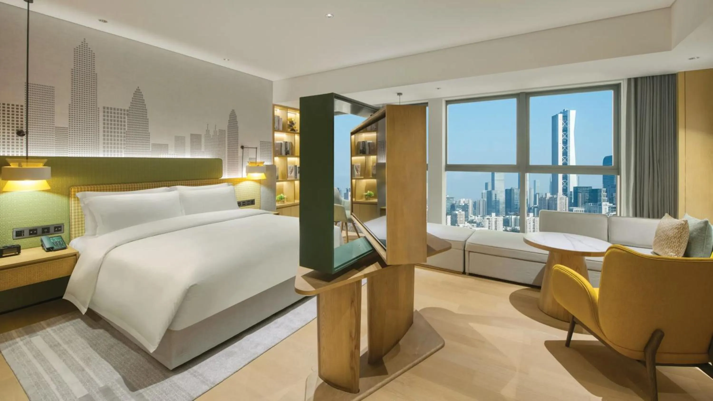 Photo of the whole room, Bed in Holiday Inn Shenzhen Nanshan by IHG