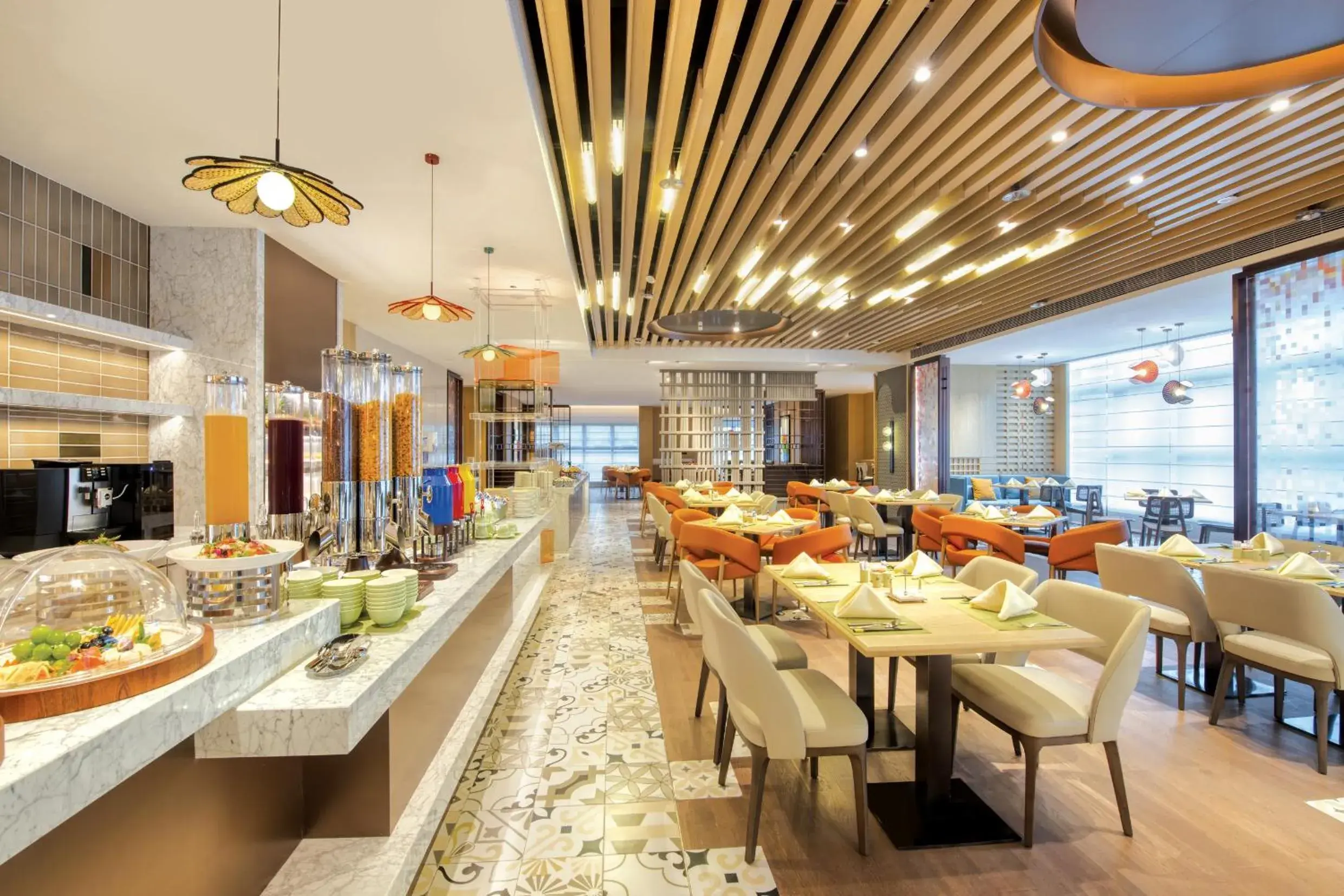 Restaurant/places to eat in Holiday Inn Shenzhen Nanshan by IHG Restaurant/places to eat in Holiday Inn Shenzhen Nanshan by IHG