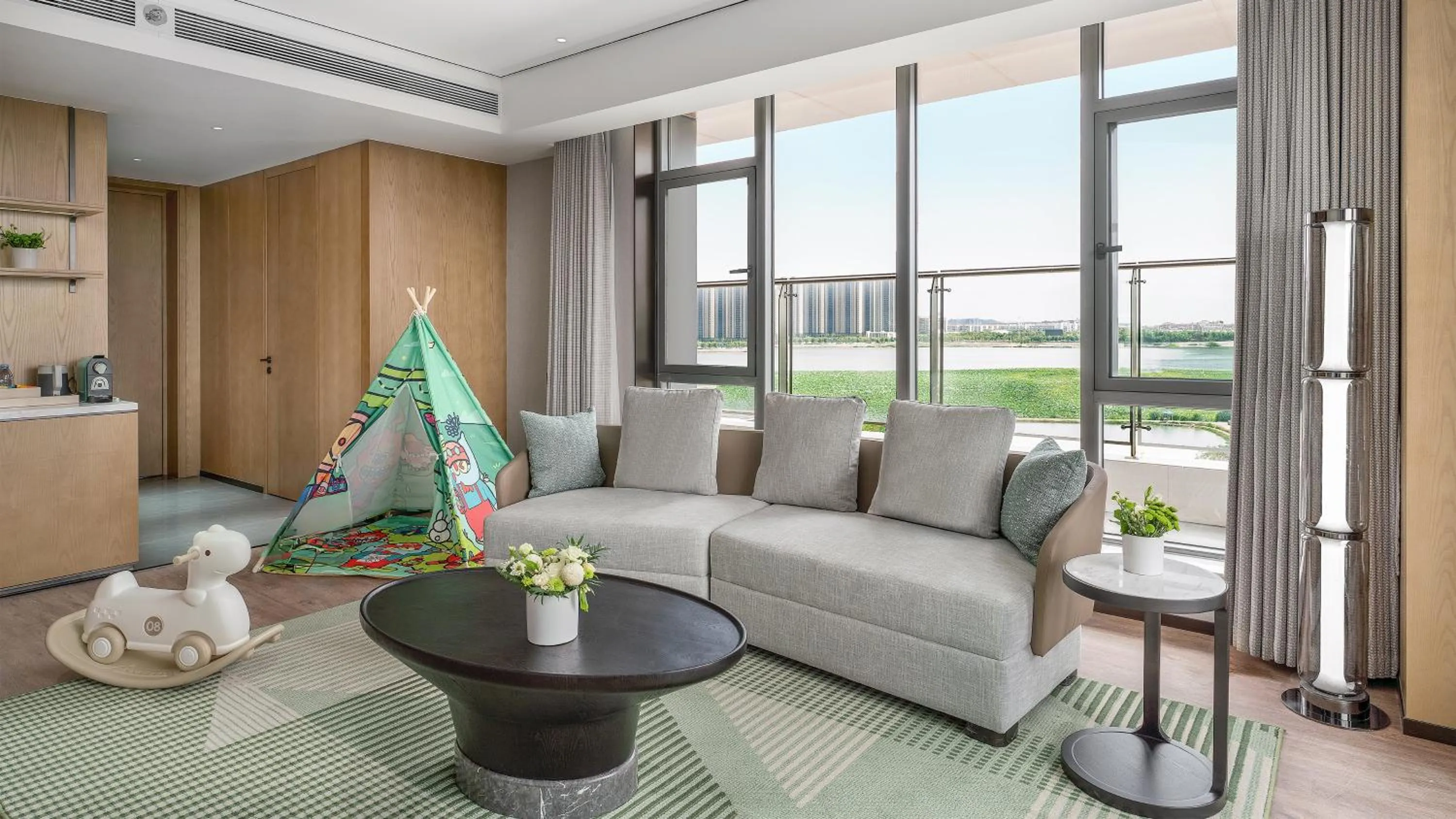 Photo of the whole room in Holiday Inn Wuhan Houguan Lake by IHG