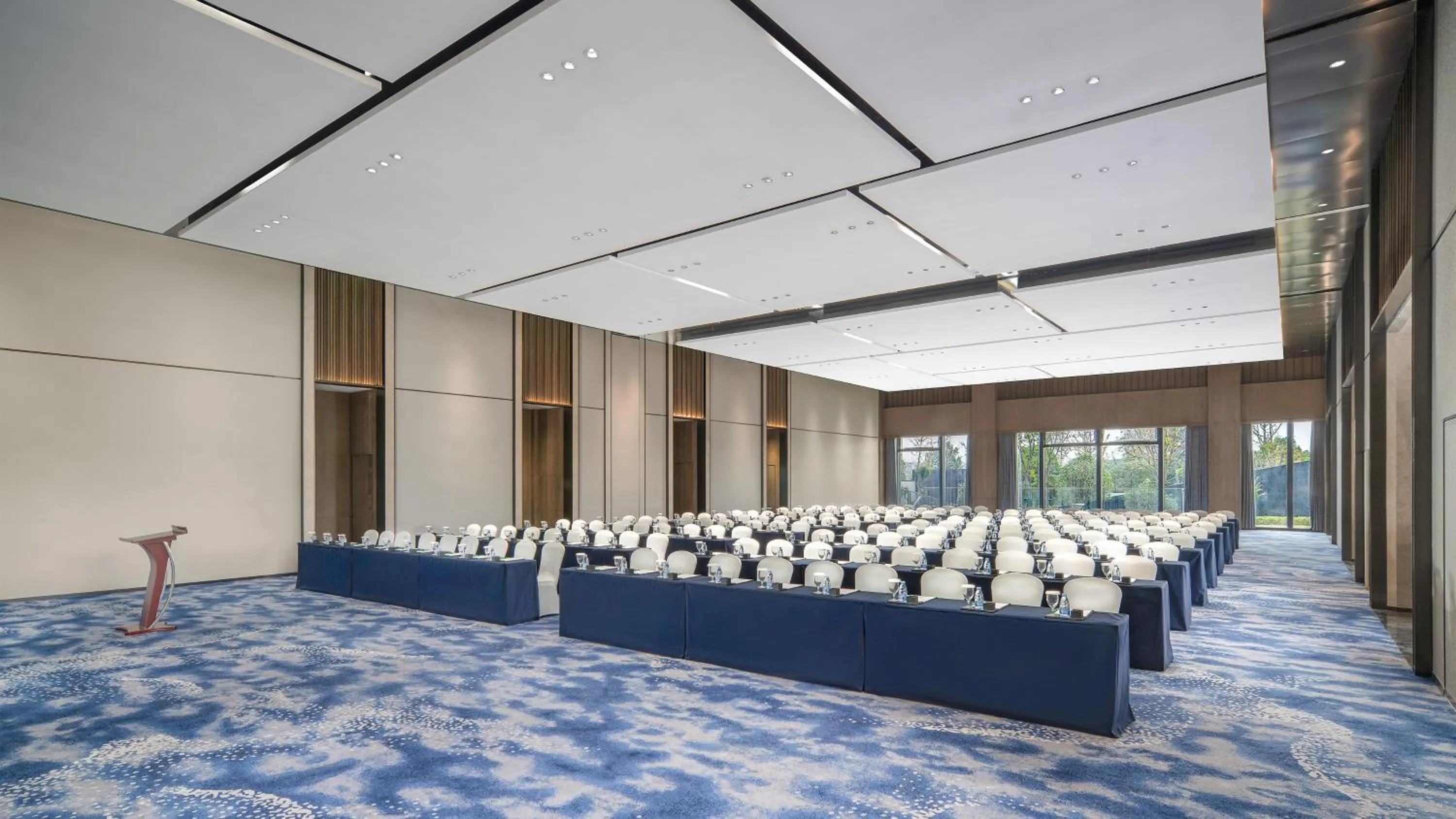 Banquet/Function facilities in Holiday Inn Wuhan Houguan Lake by IHG