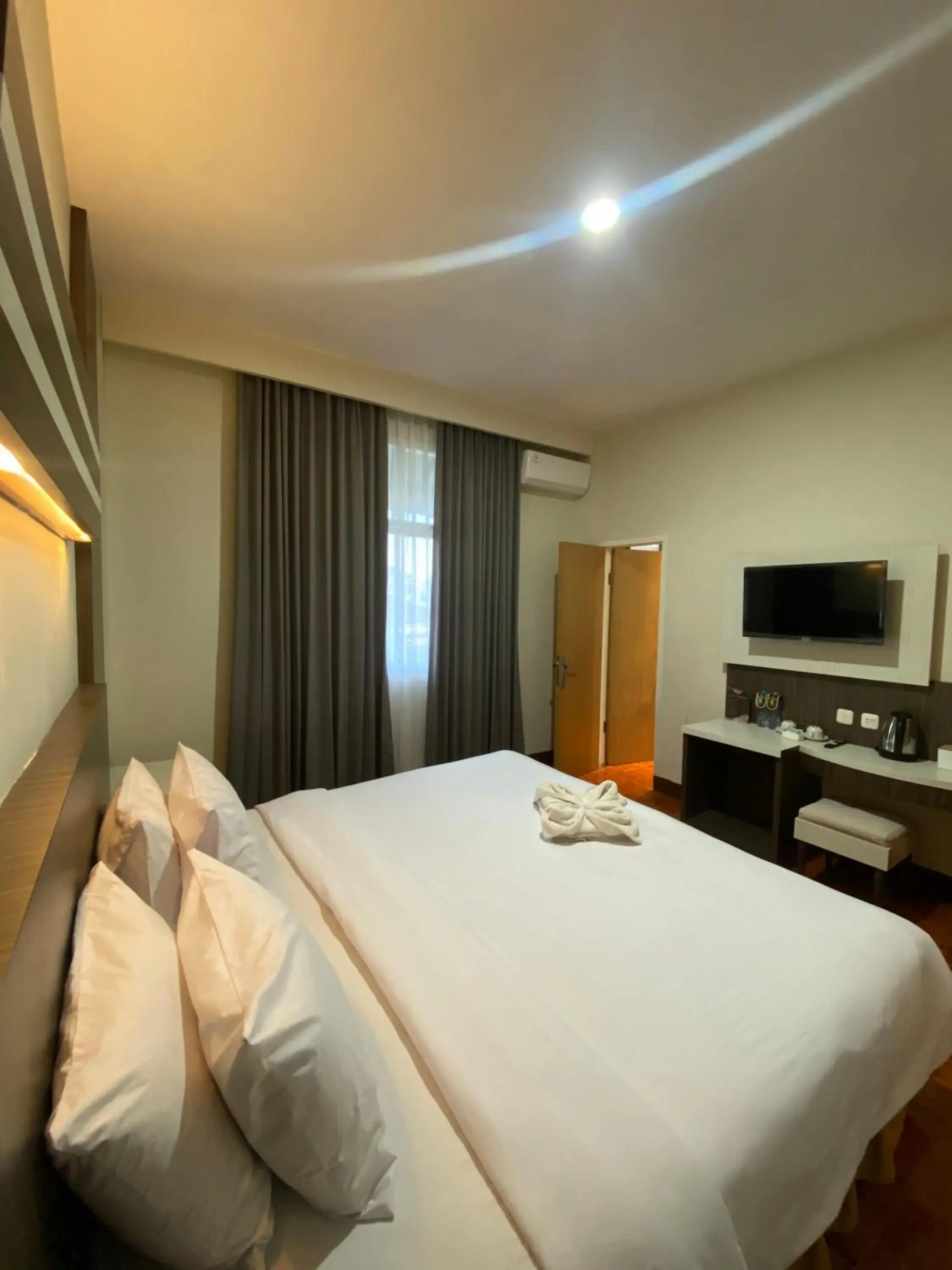 View (from property/room), Bed in Soeltan Luxe Hotel Lampung View (from property/room), Bed in Soeltan Luxe Hotel Lampung