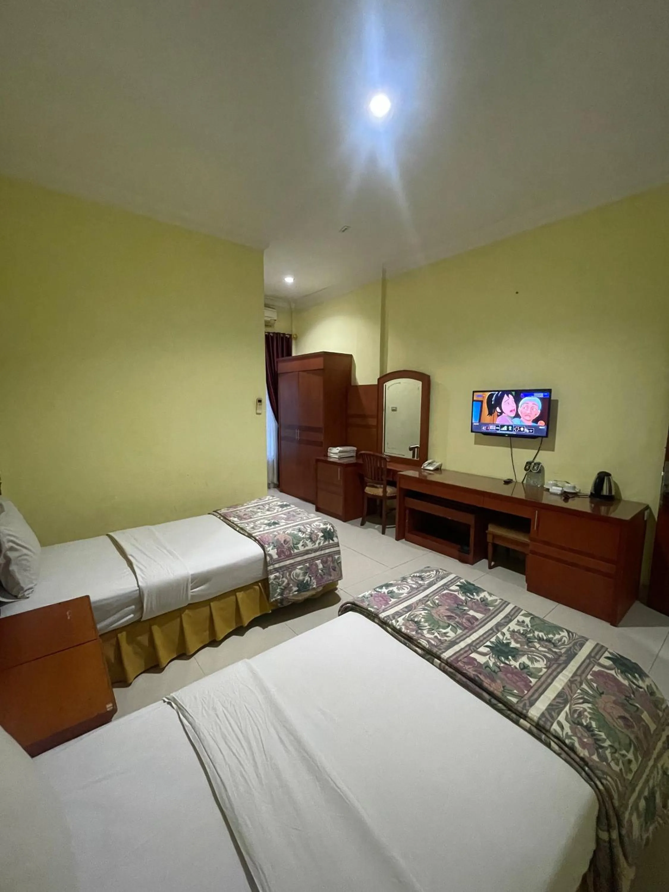 Bedroom, Bed in Soeltan Luxe Hotel Lampung