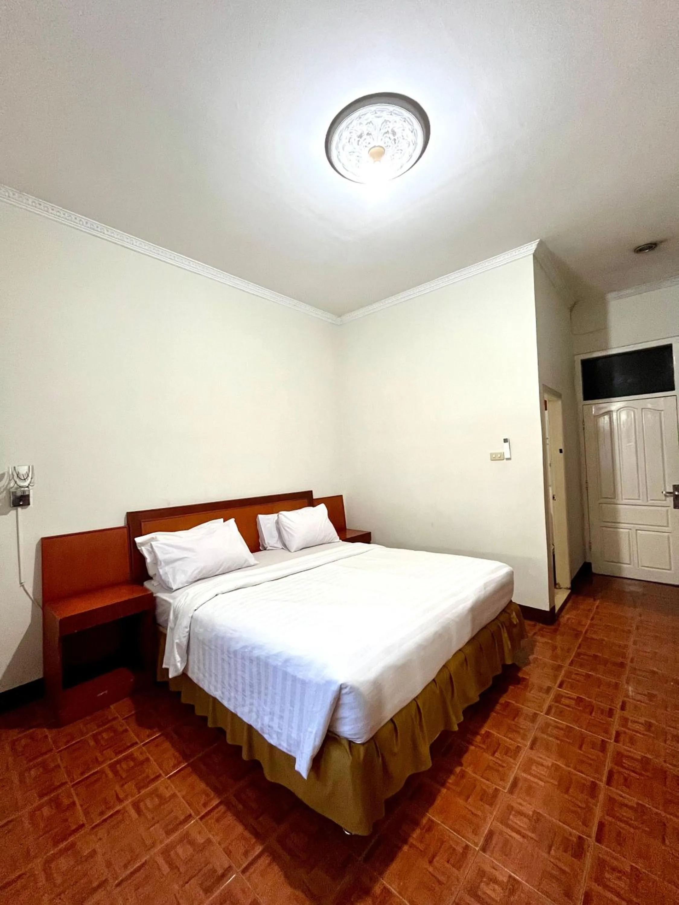 Bed in Soeltan Luxe Hotel Lampung