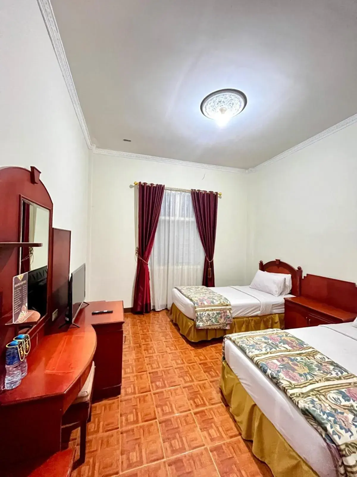 Superior Twin Room in Soeltan Luxe Hotel Lampung Superior Twin Room in Soeltan Luxe Hotel Lampung
