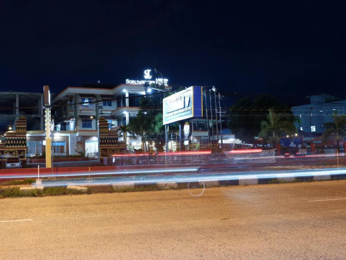 Quiet street view in Soeltan Luxe Hotel Lampung Quiet street view in Soeltan Luxe Hotel Lampung
