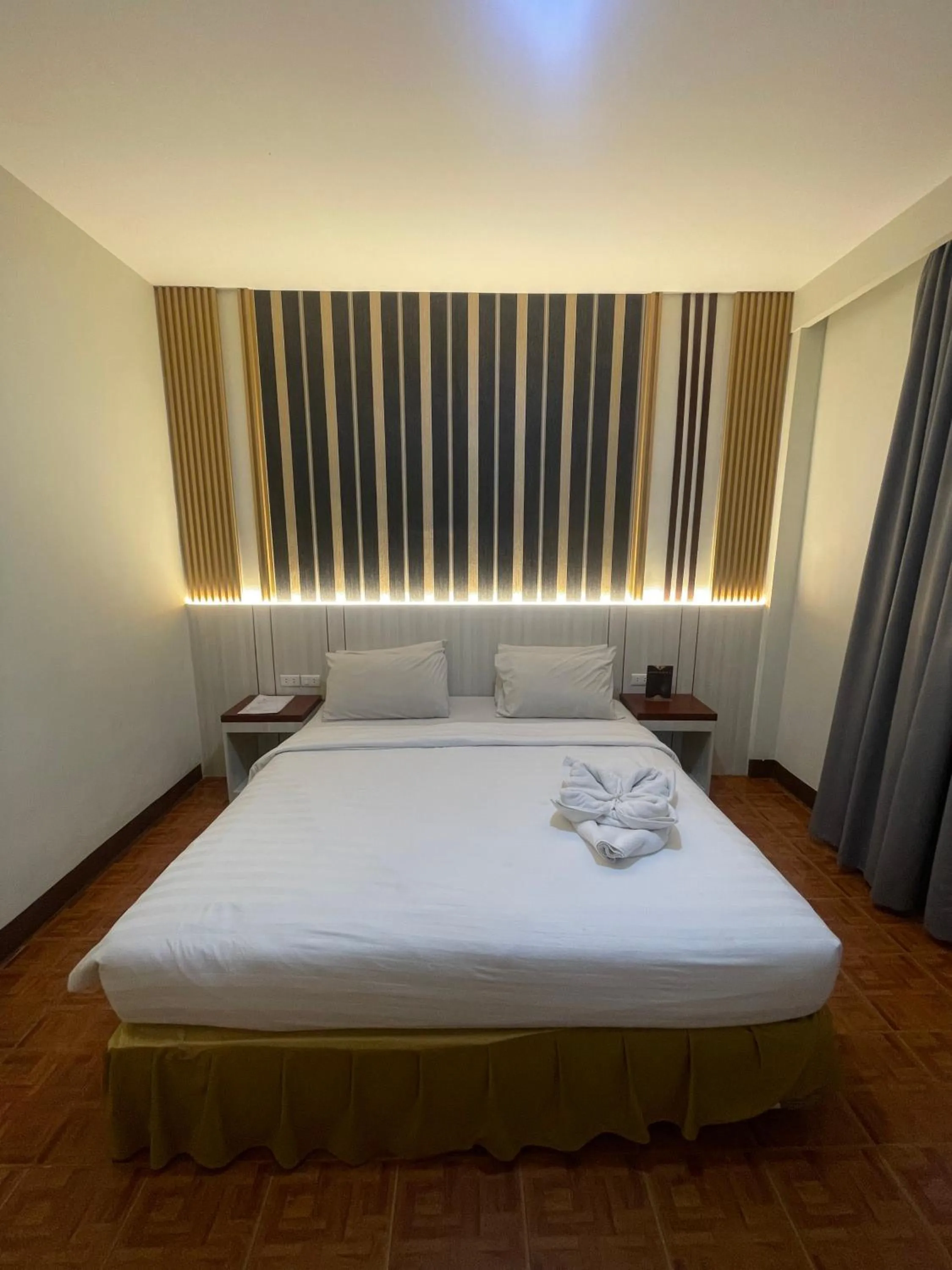 Bed in Soeltan Luxe Hotel Lampung