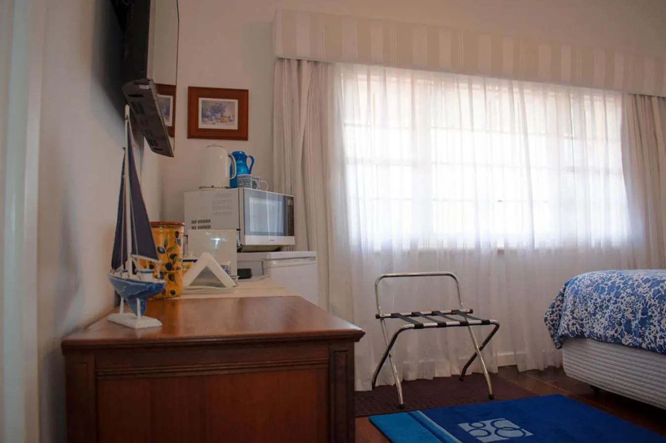 Bedroom, Seating Area in Boathouse Bunbury Bed & Breakfast