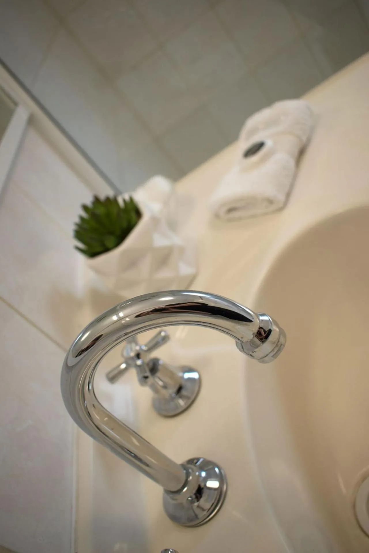 Bathroom in Boathouse Bunbury Bed & Breakfast