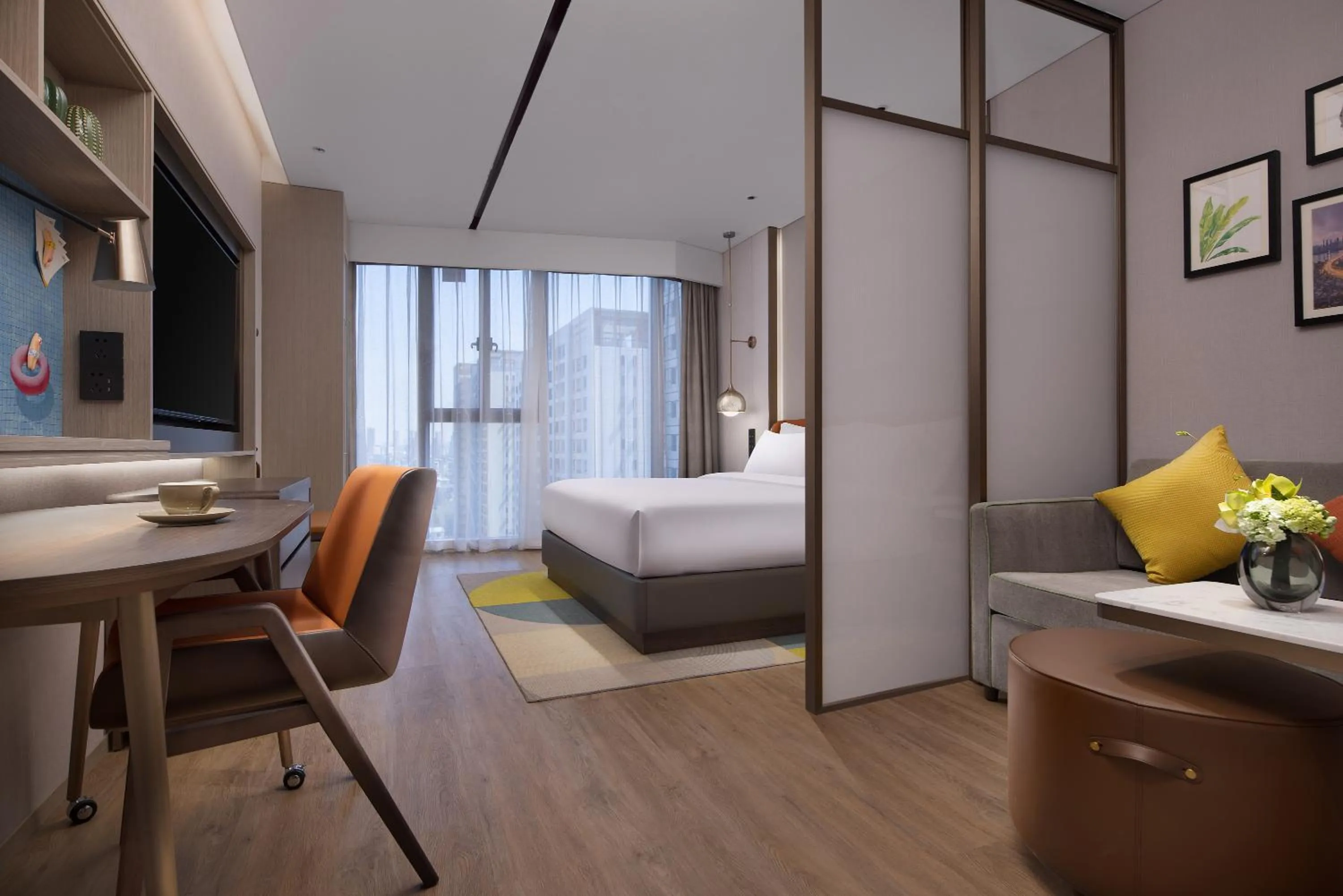 Photo of the whole room, Bed in Home2 by Suite Wuhan Qingshan