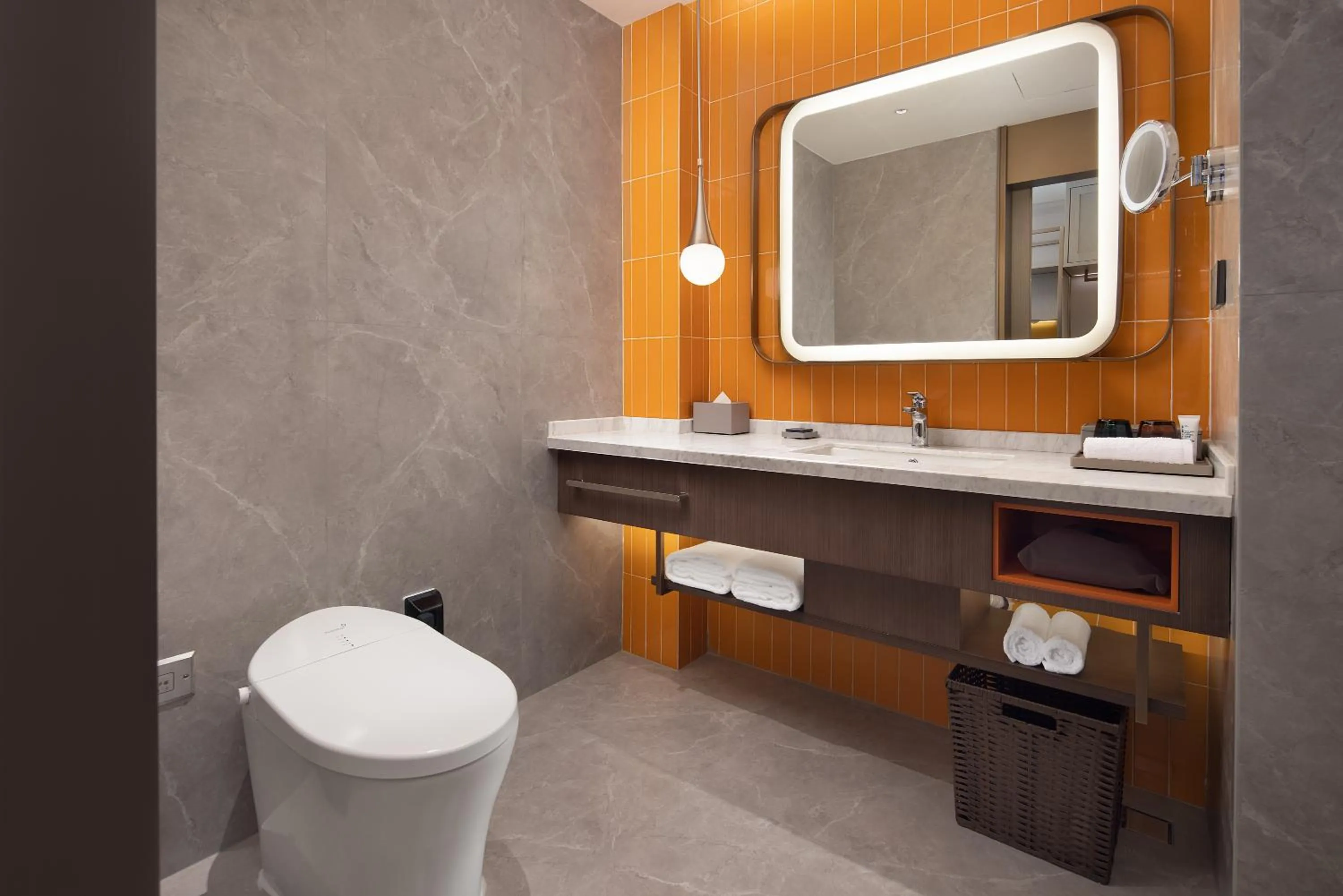 Bathroom in Home2 by Suite Wuhan Qingshan