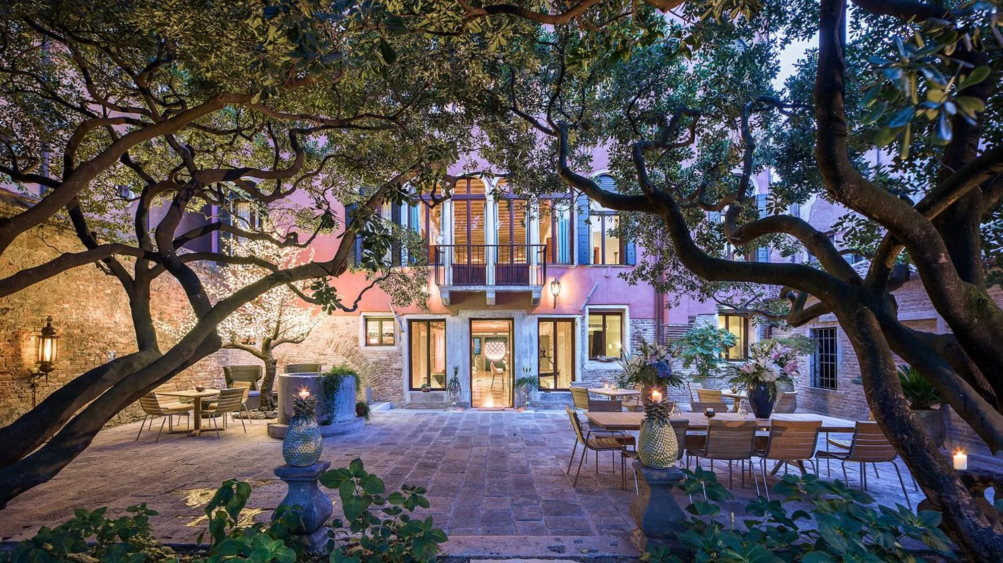 Patio in Hotel Heureka