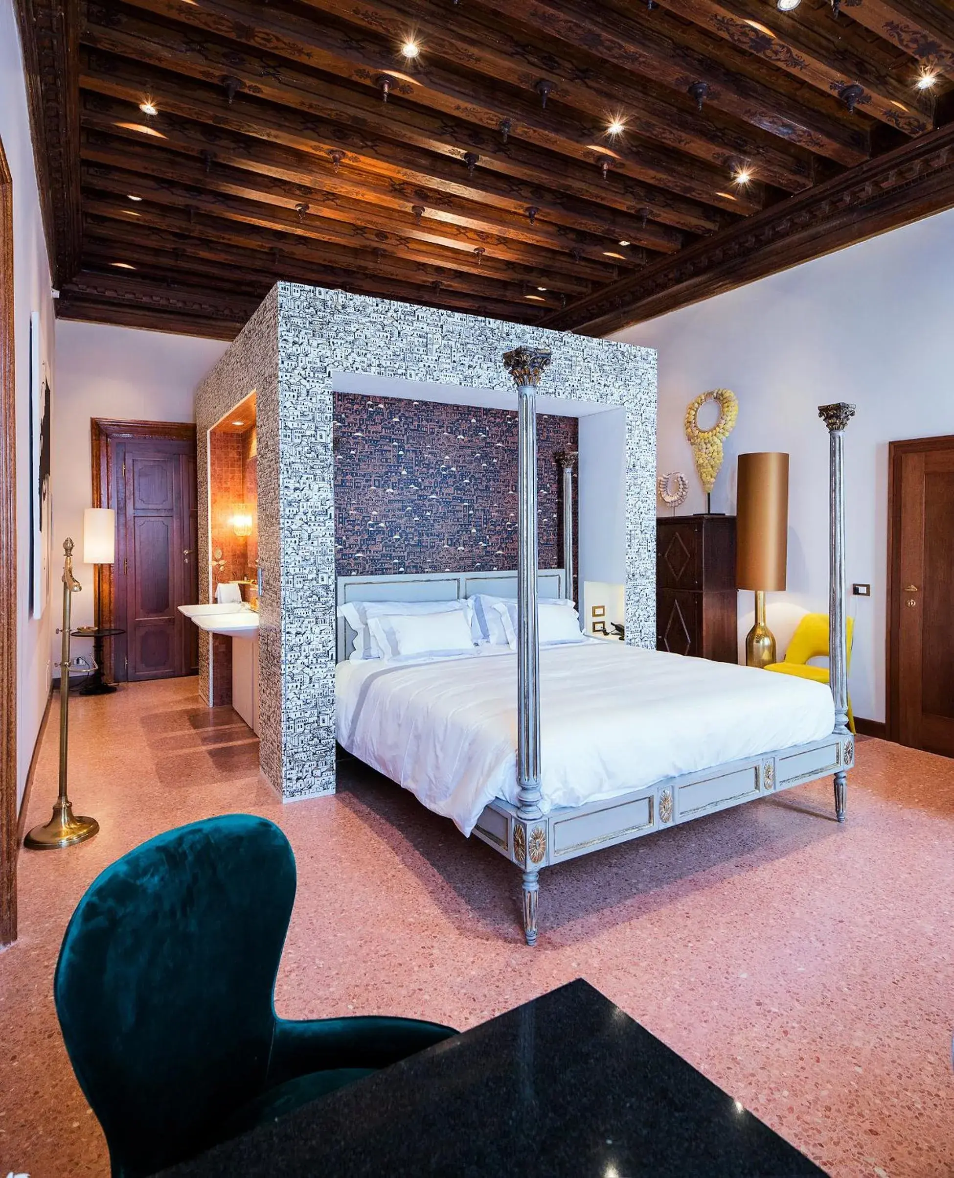 Bed in Hotel Heureka Bed in Hotel Heureka