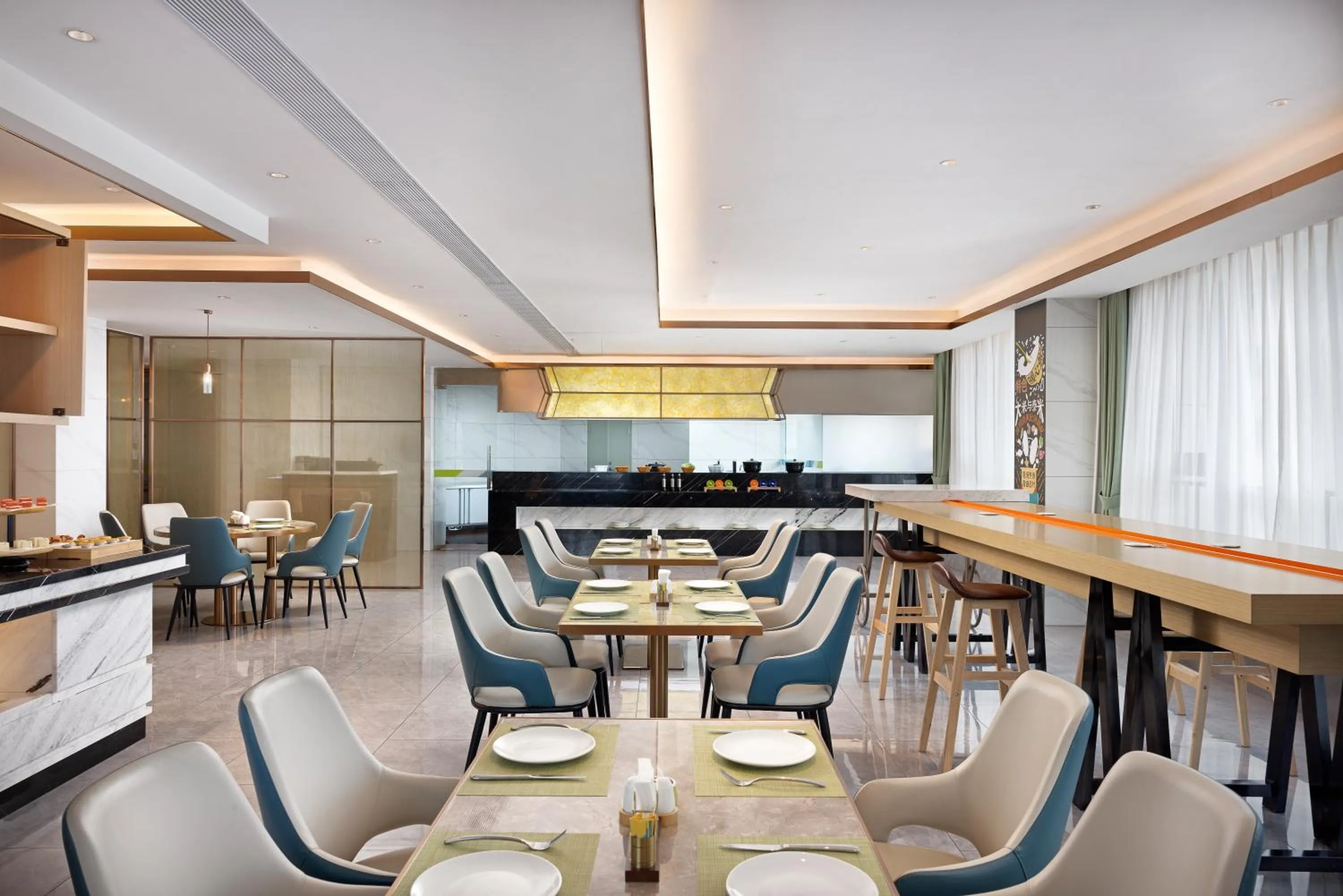 Restaurant/places to eat in Home2 Suite by Hilton Quanzhou Anxi