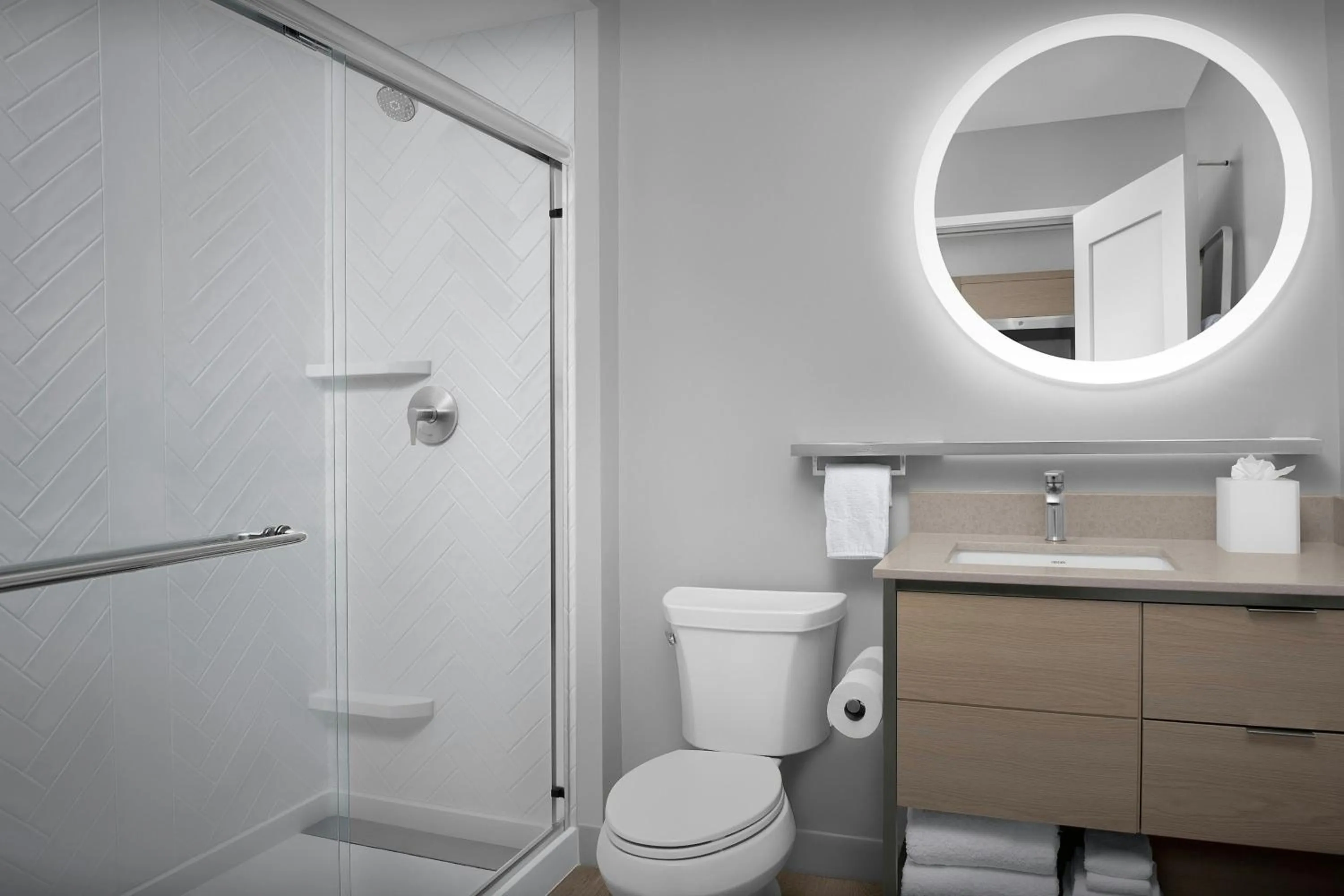 Bathroom in TownePlace Suites by Marriott Fort Myers Gulf Coast