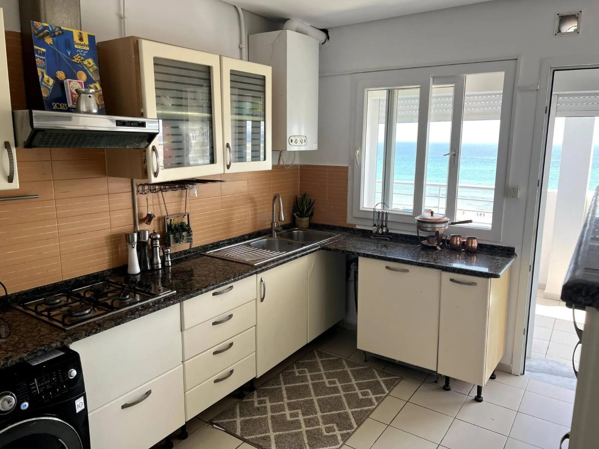 kitchen in Residence Le Monaco Sousse