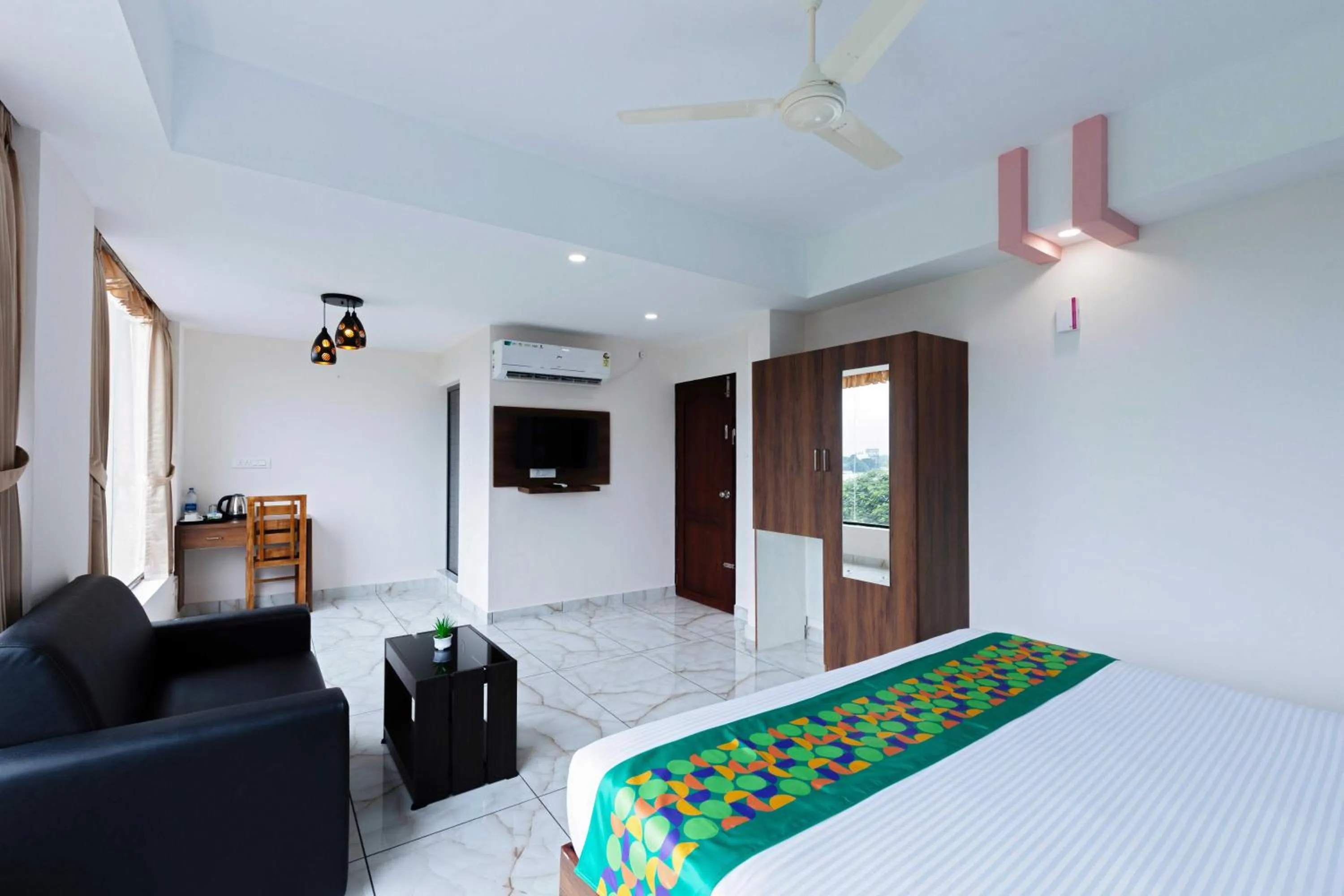 Bedroom, Bed in Treebo Airsuite Airport Hotel