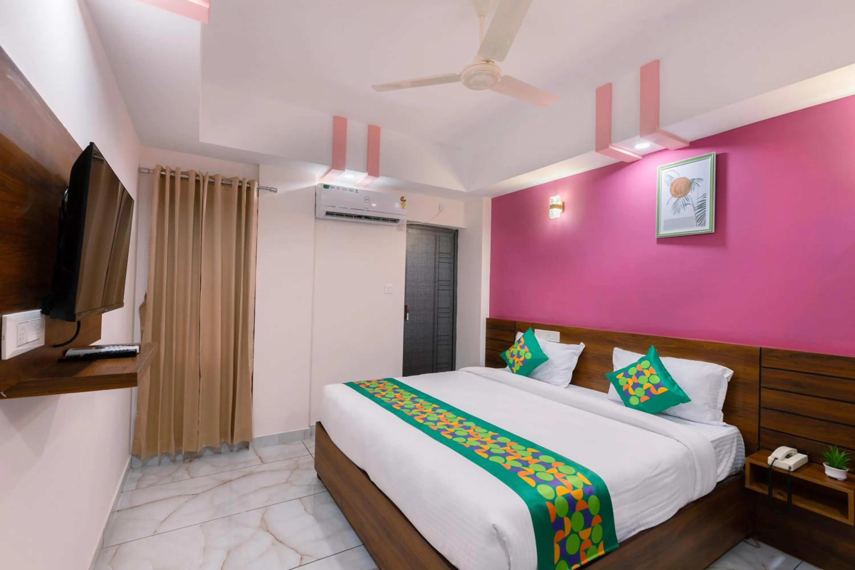 Bedroom, Bed in Treebo Airsuite Airport Hotel