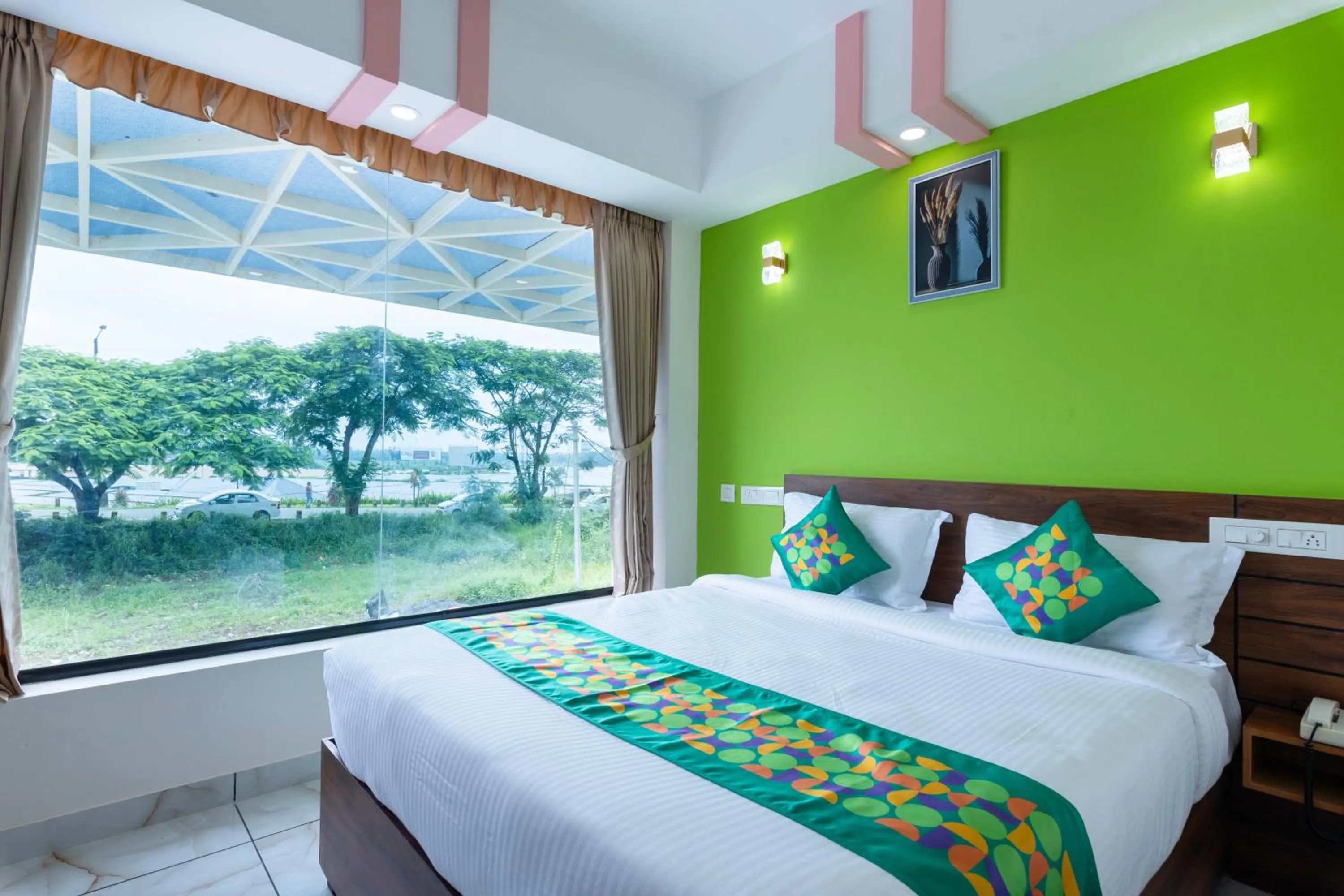 Bedroom, Bed in Treebo Airsuite Airport Hotel