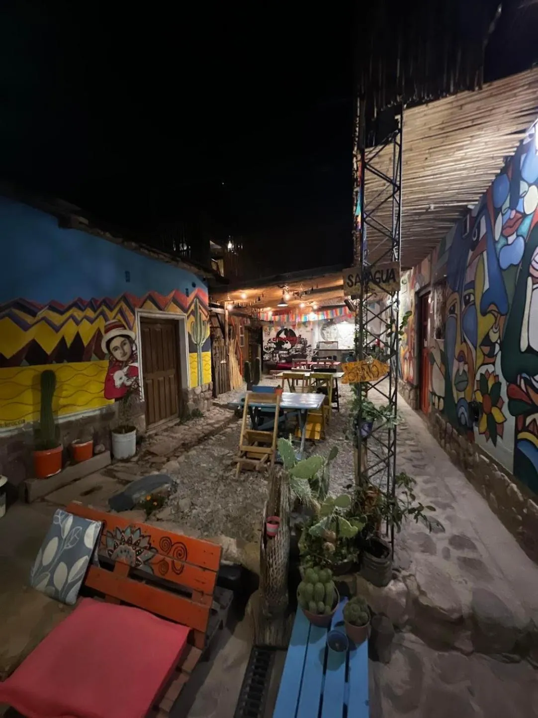 Property building in Giramundo Hostel