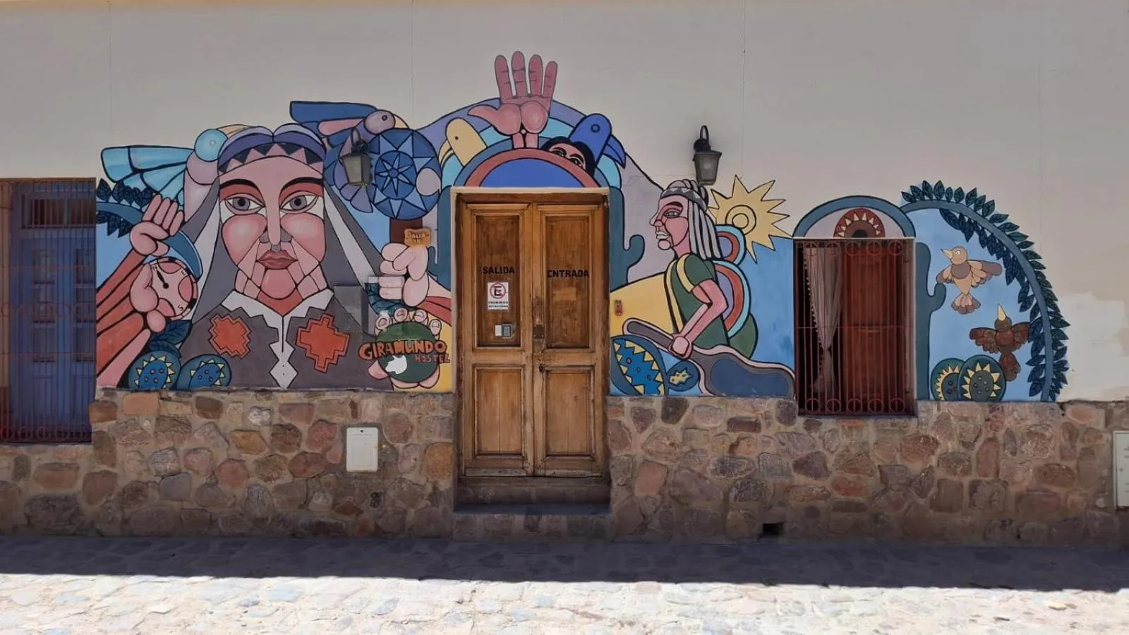 Giramundo Hostel