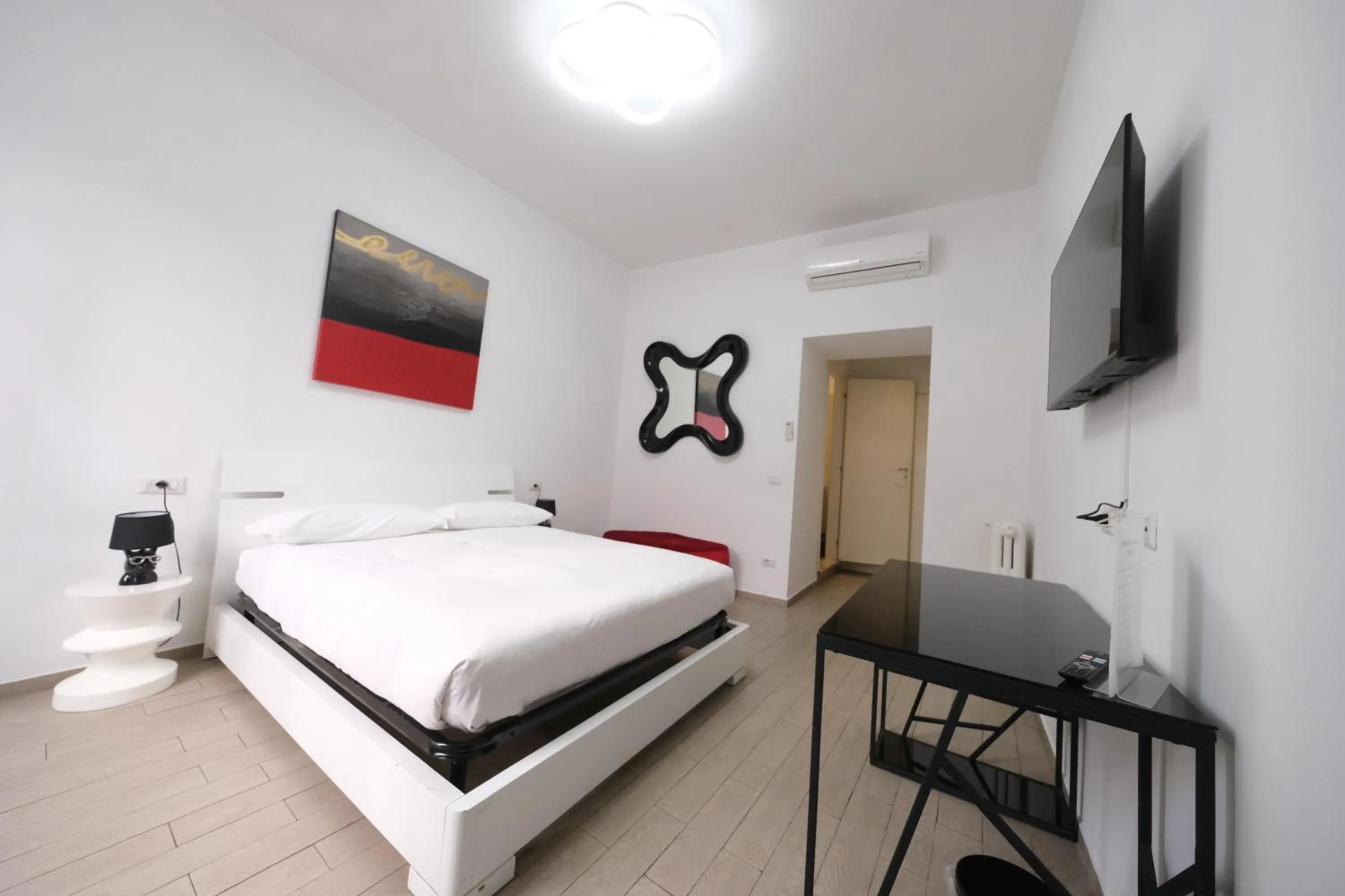 Bedroom, Bed in Roman Forum Holiday Termini