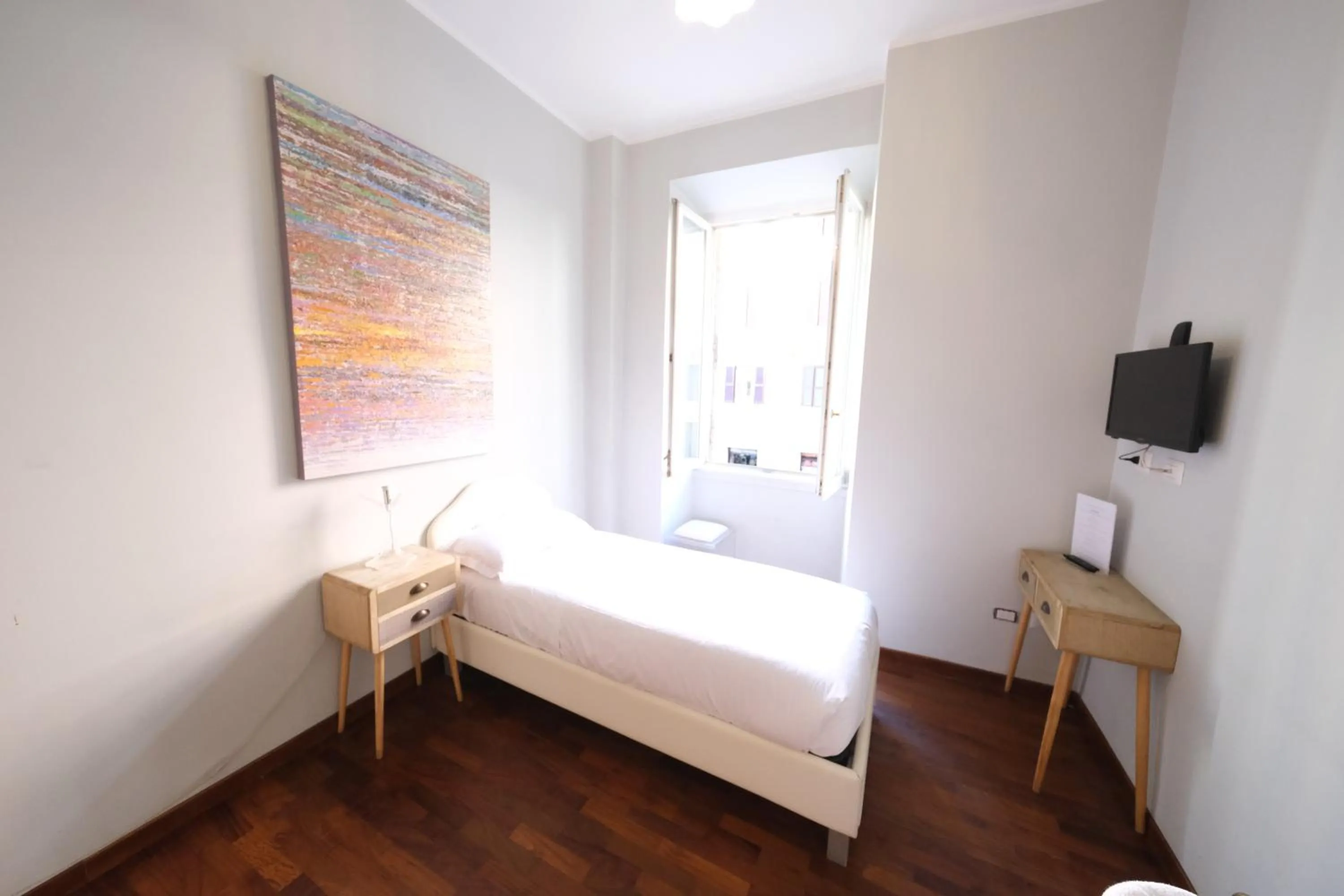 Photo of the whole room, Bed in Roman Forum Holiday Termini