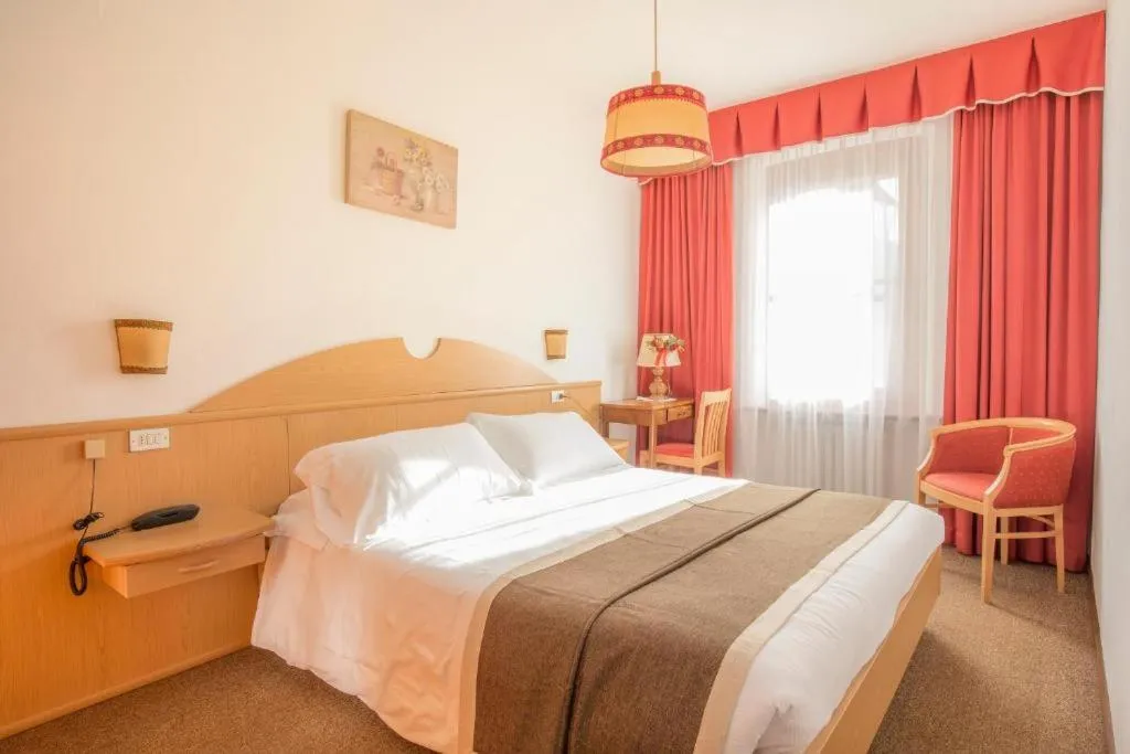 Bed in Hotel Villa Trieste