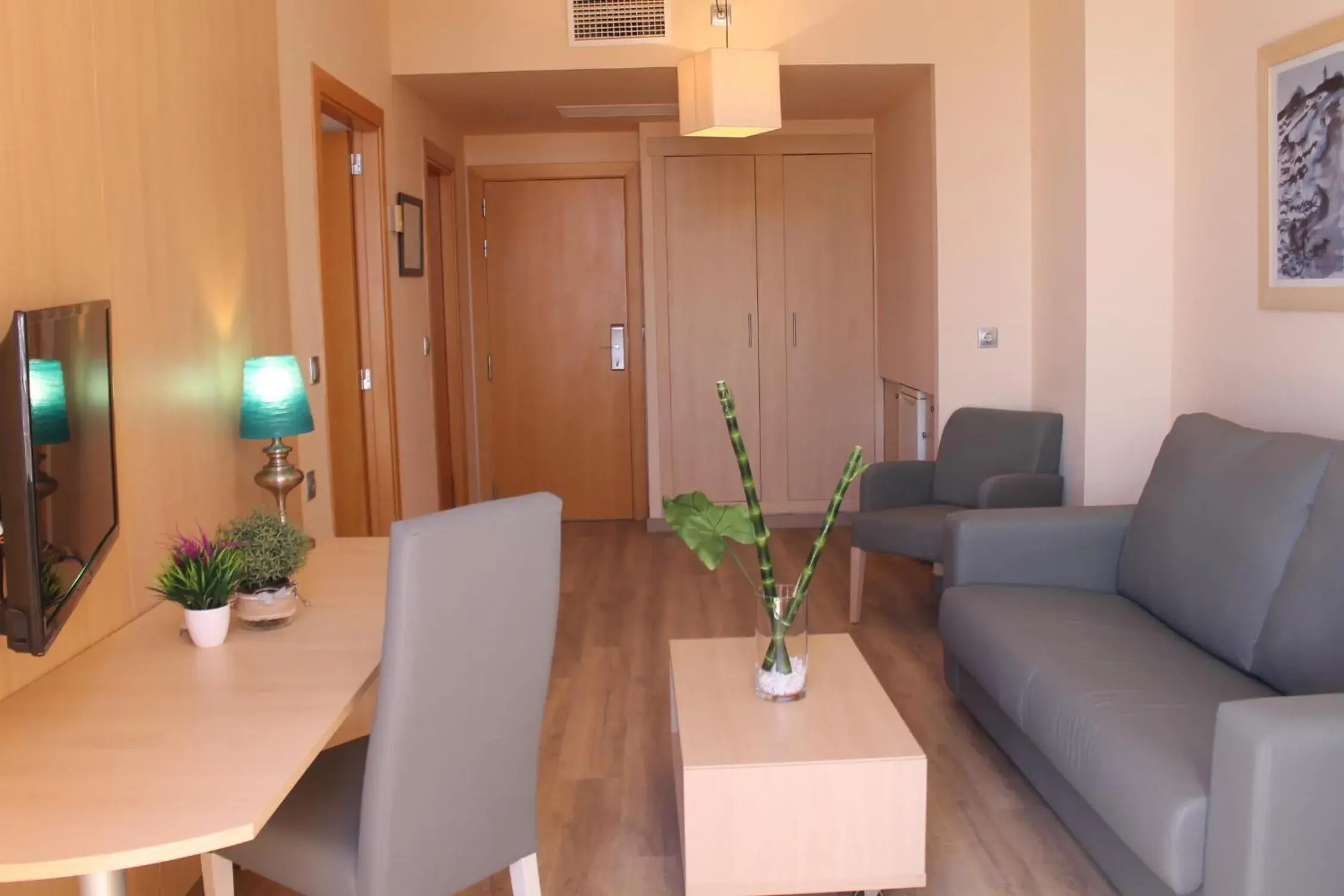 Advise Hotels Reina Advise Hotels Reina