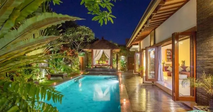 ViLLA GREEN MANGO SEMINYAK BALI