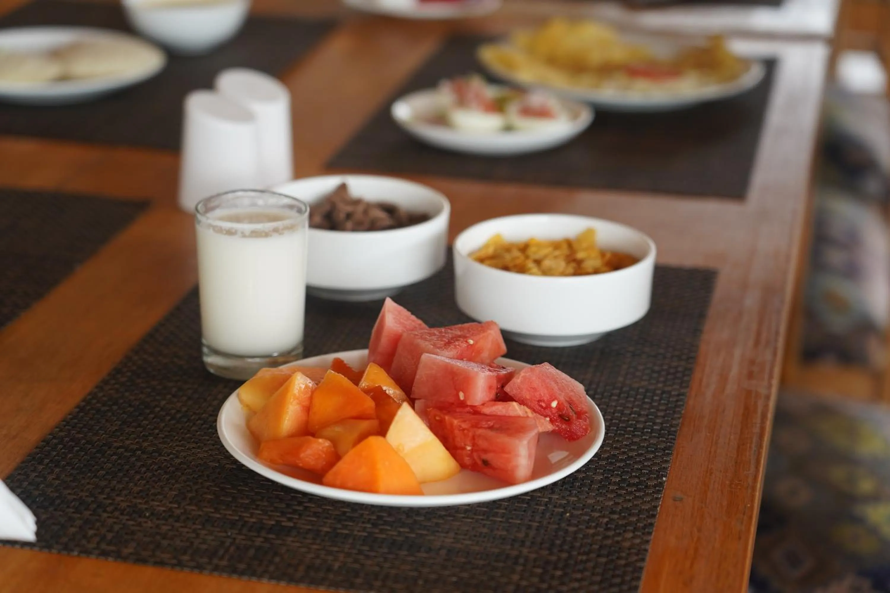 Restaurant/places to eat in Vivaan The Sunrise