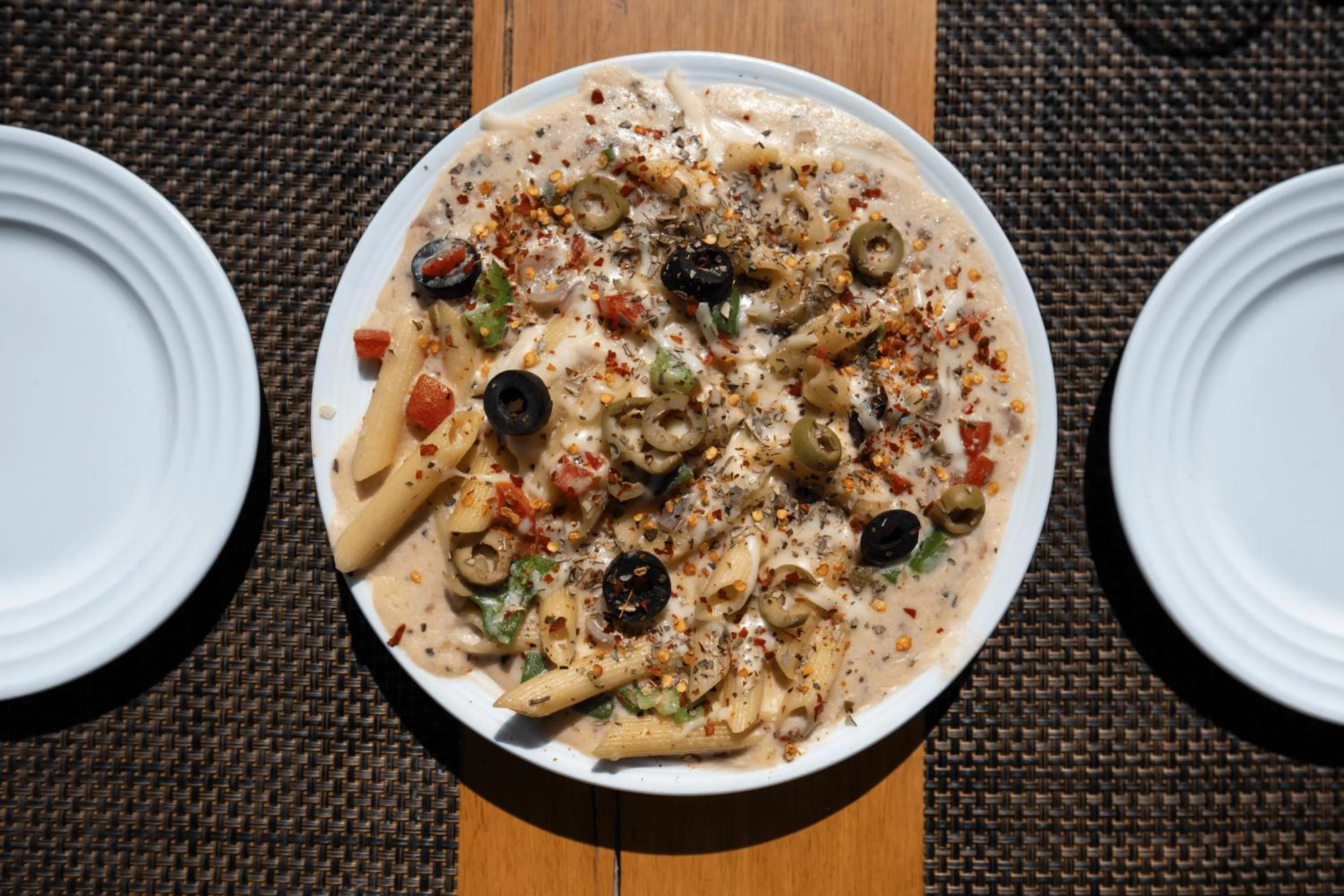 Restaurant/places to eat in Vivaan The Sunrise