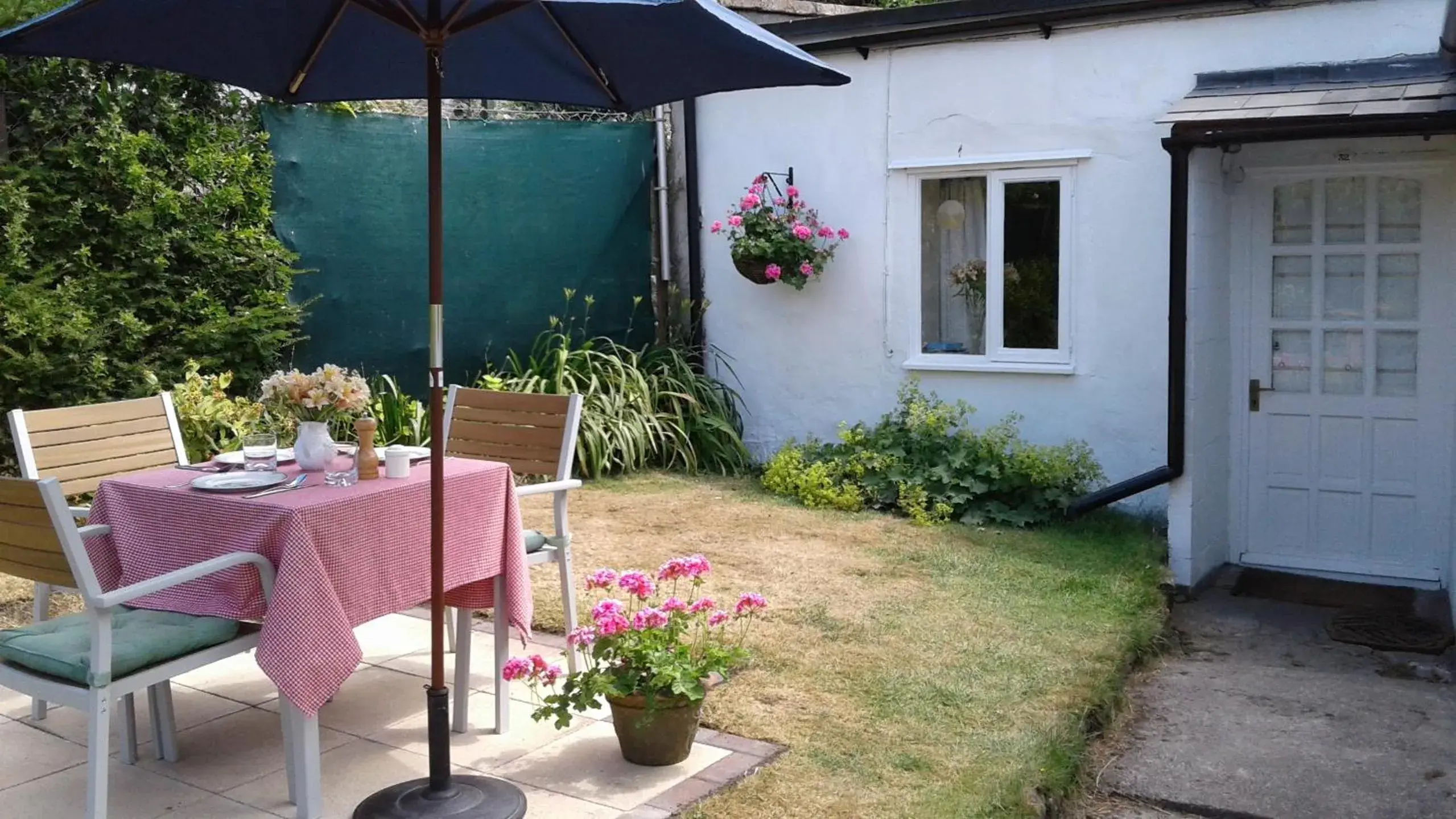 The Cottage at Weston Lawn The Cottage at Weston Lawn