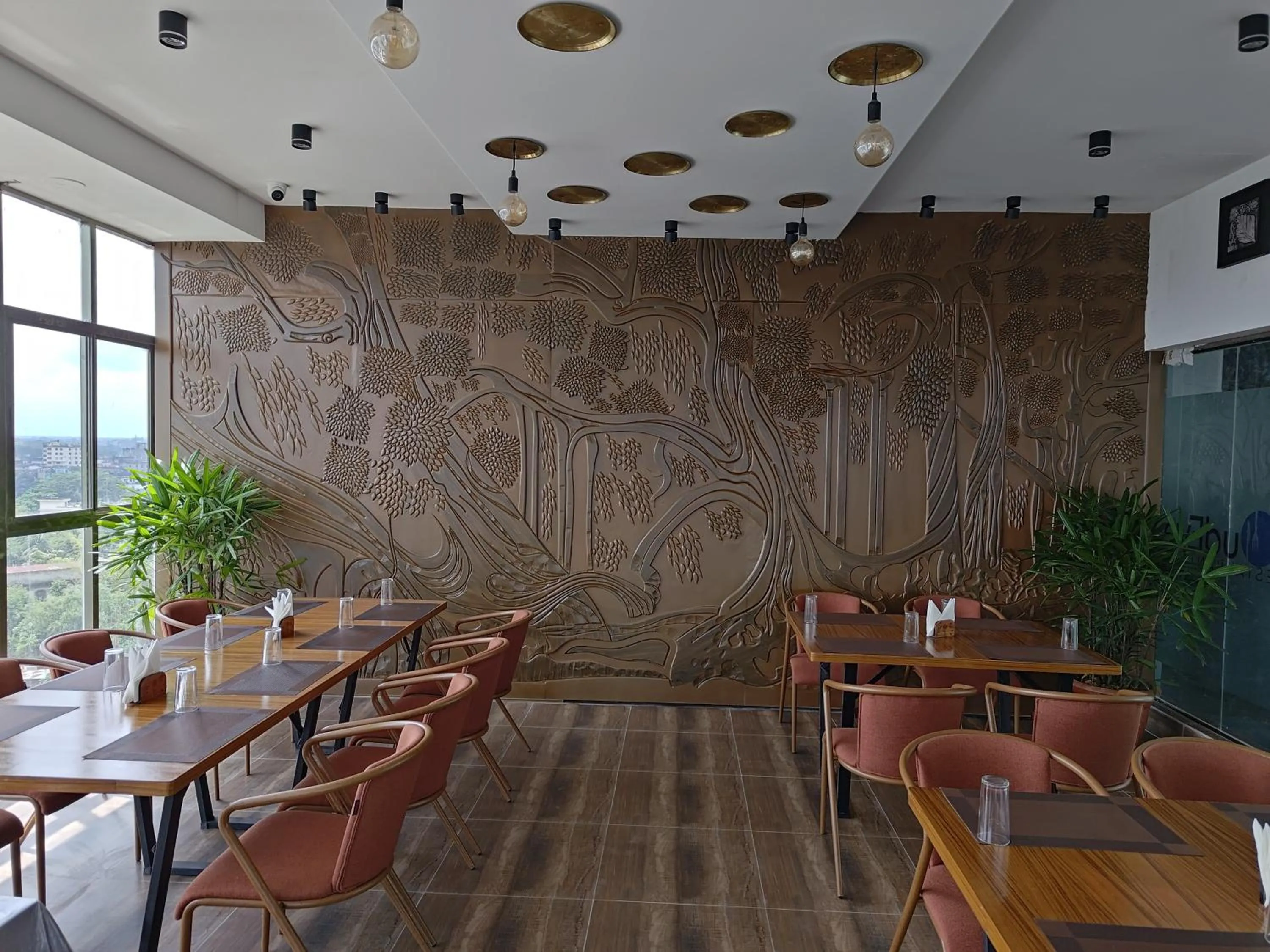 Restaurant/places to eat in Sylhet Paradise Inn
