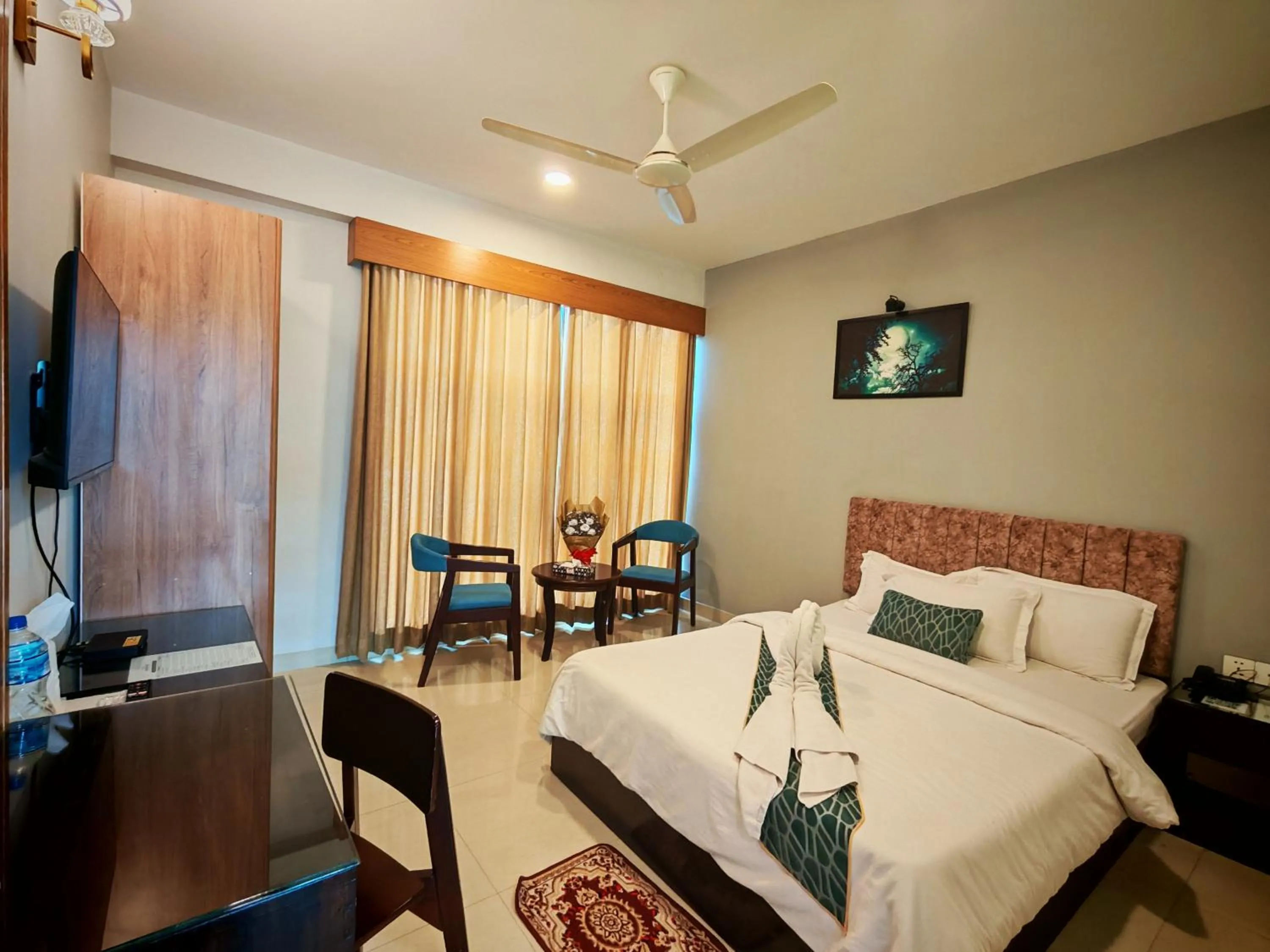 Bedroom, Bed in Sylhet Paradise Inn