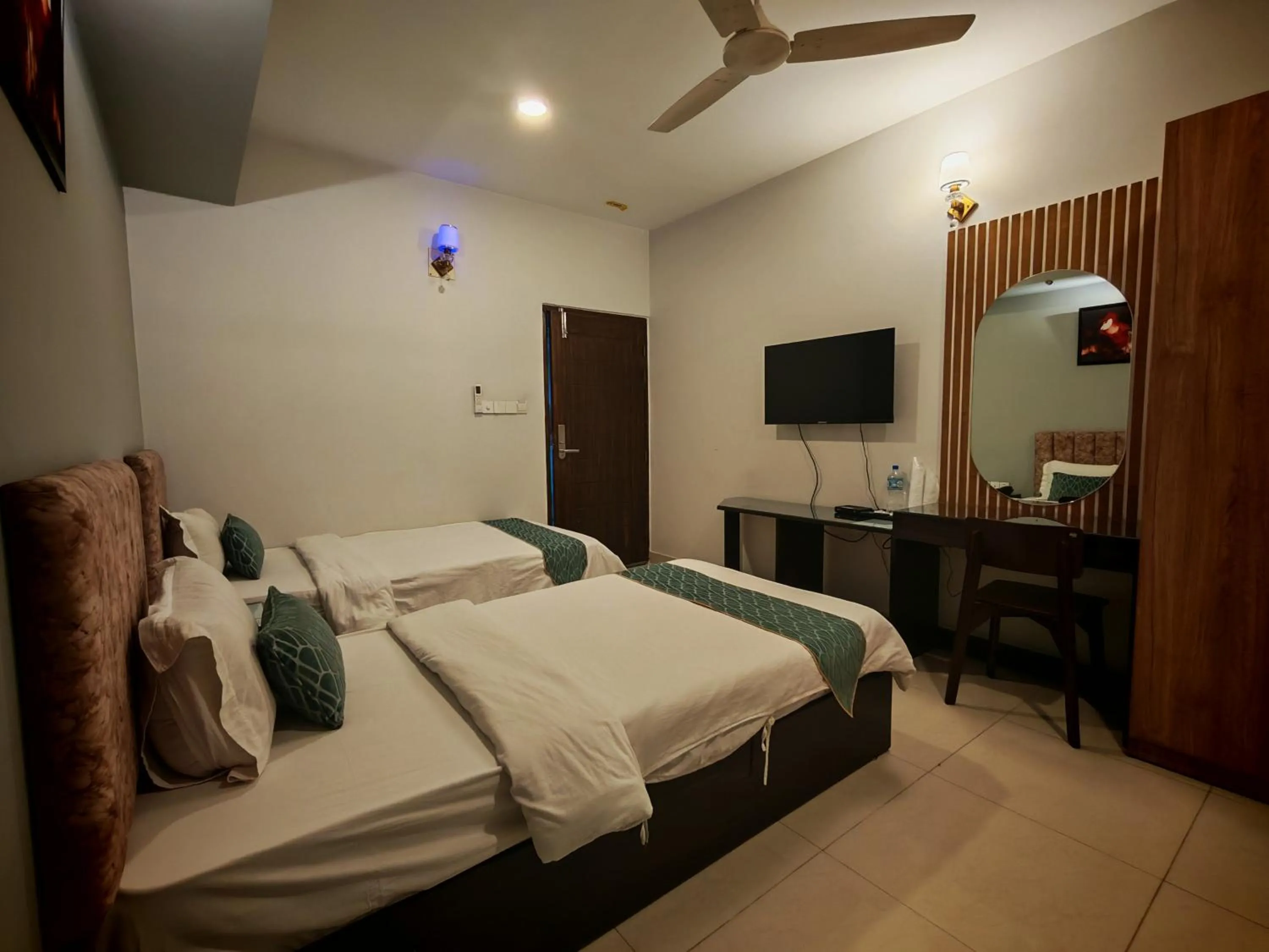 Bedroom, Bed in Sylhet Paradise Inn