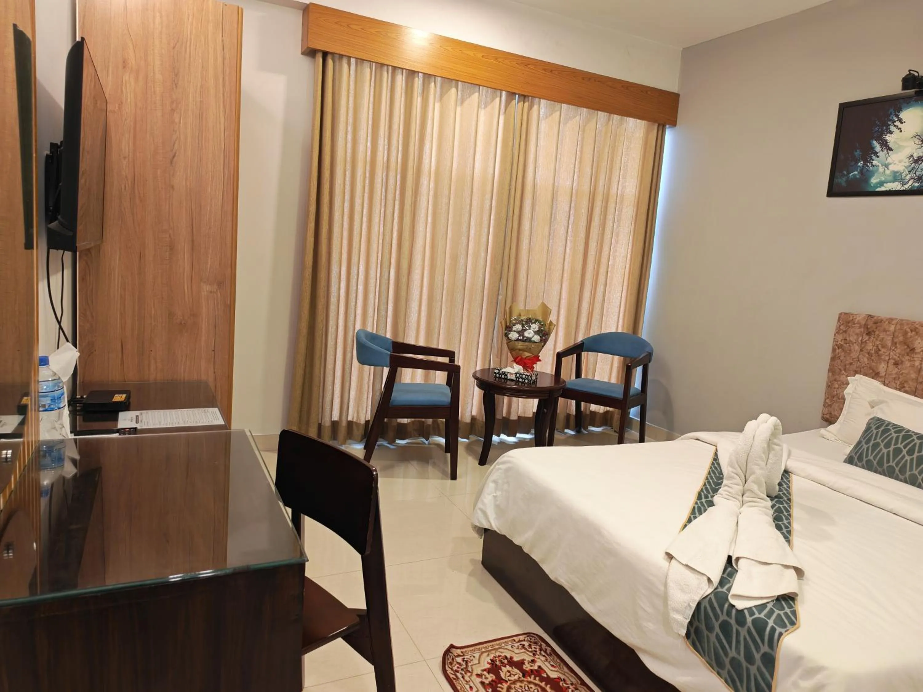 Bed in Sylhet Paradise Inn